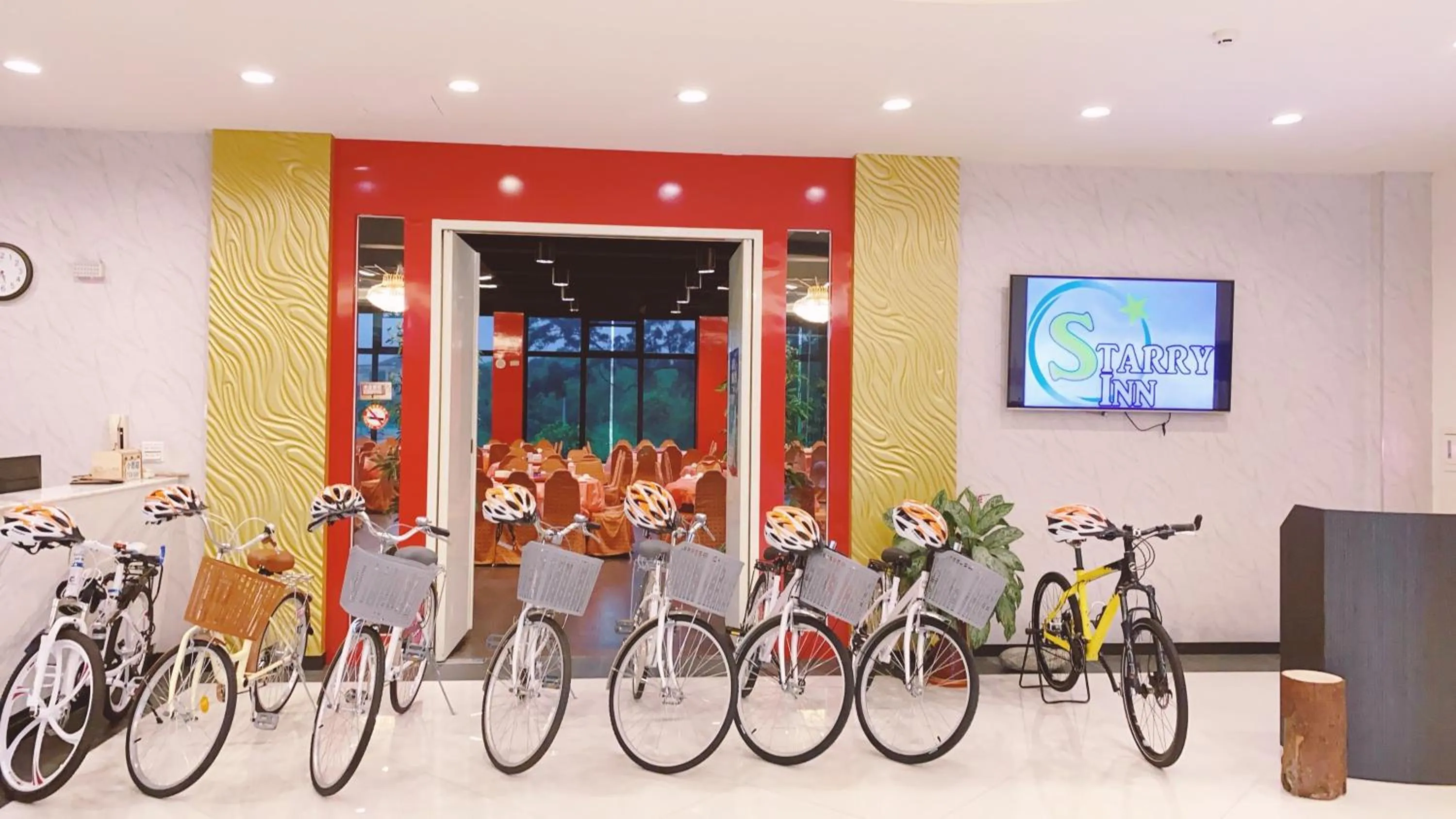 Cycling in Starry Inns