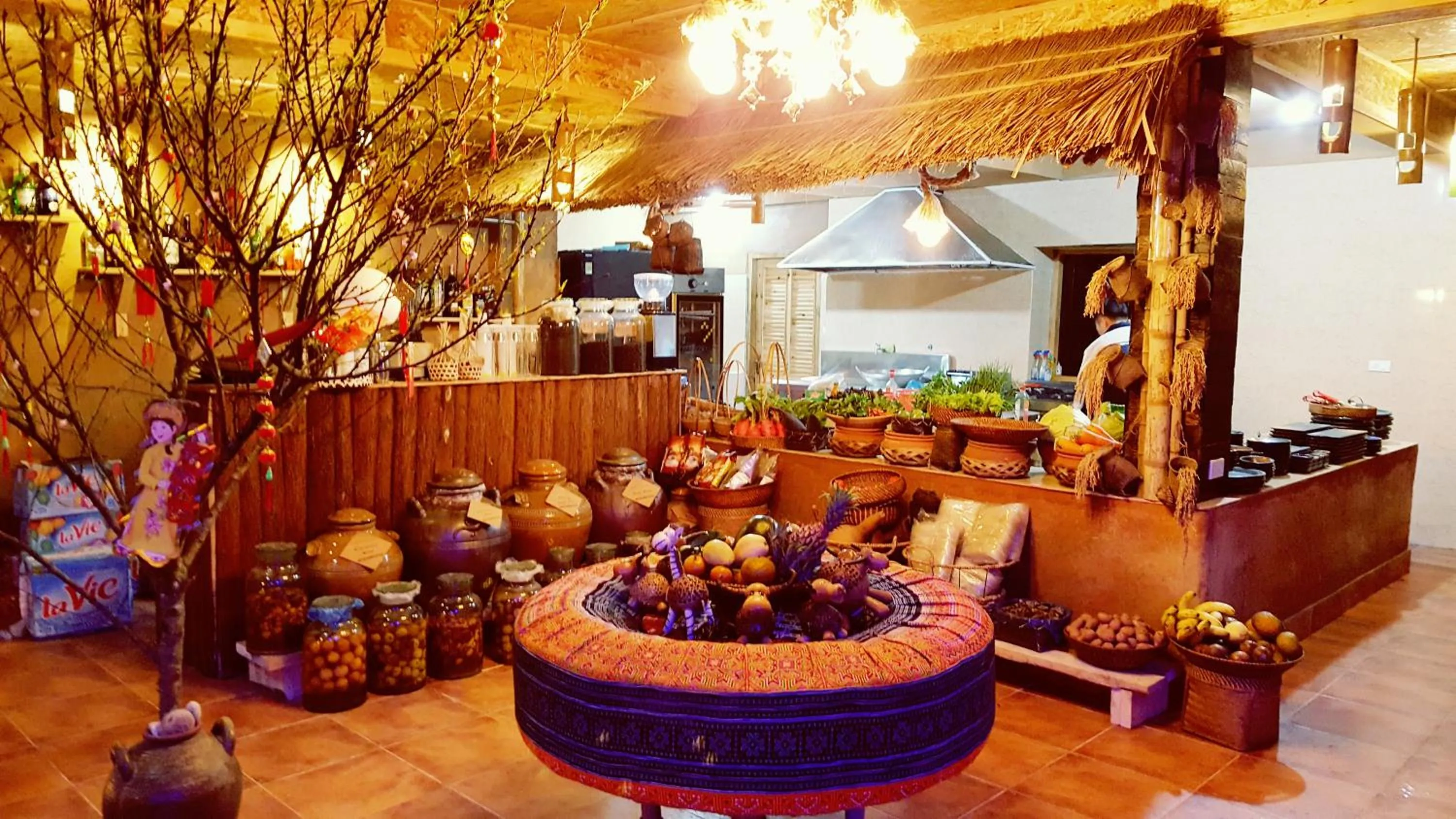 Dining area in Sapa Clay House - Mountain Retreat