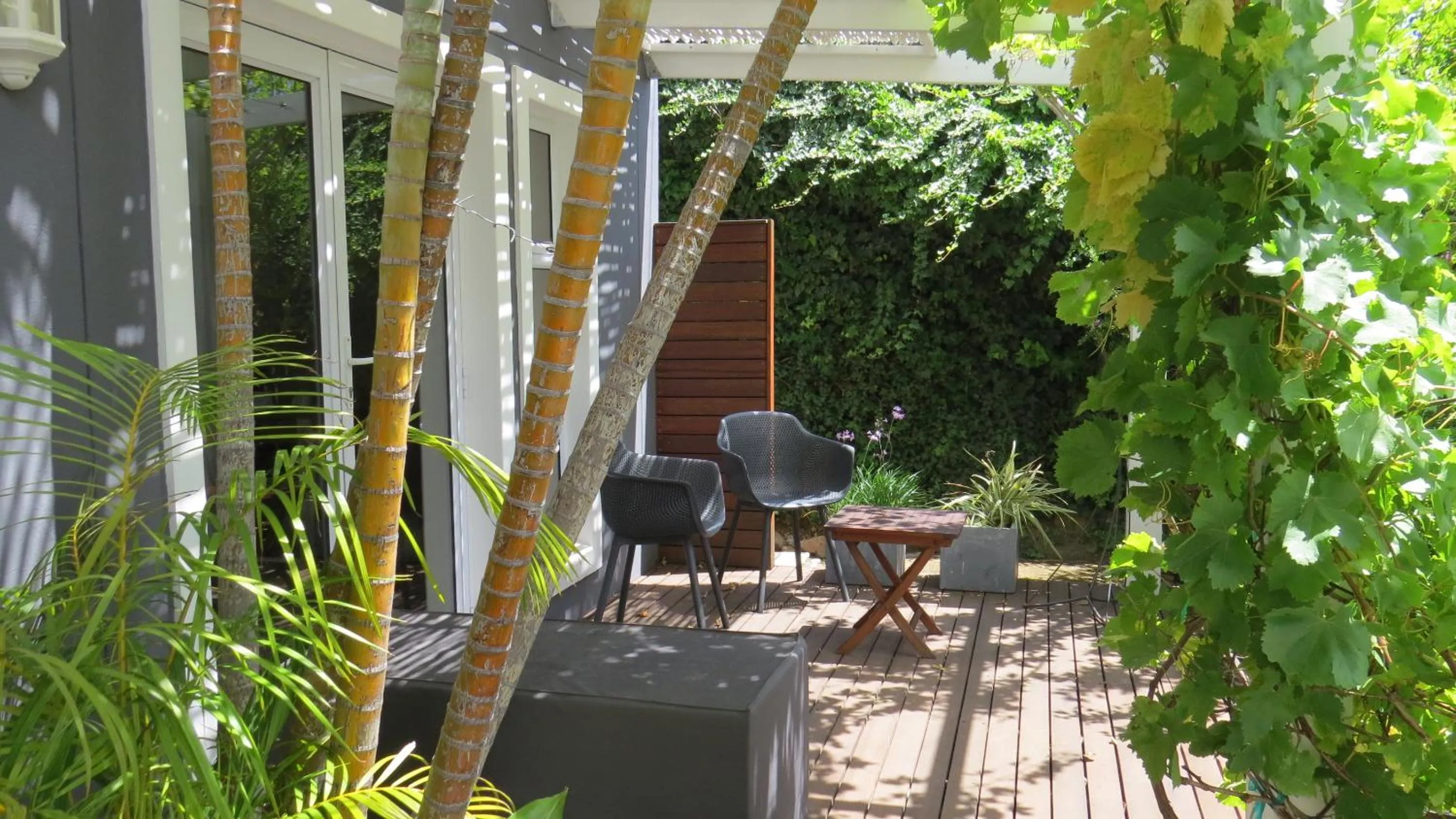 Patio in Bloemenzee Boutique B&B