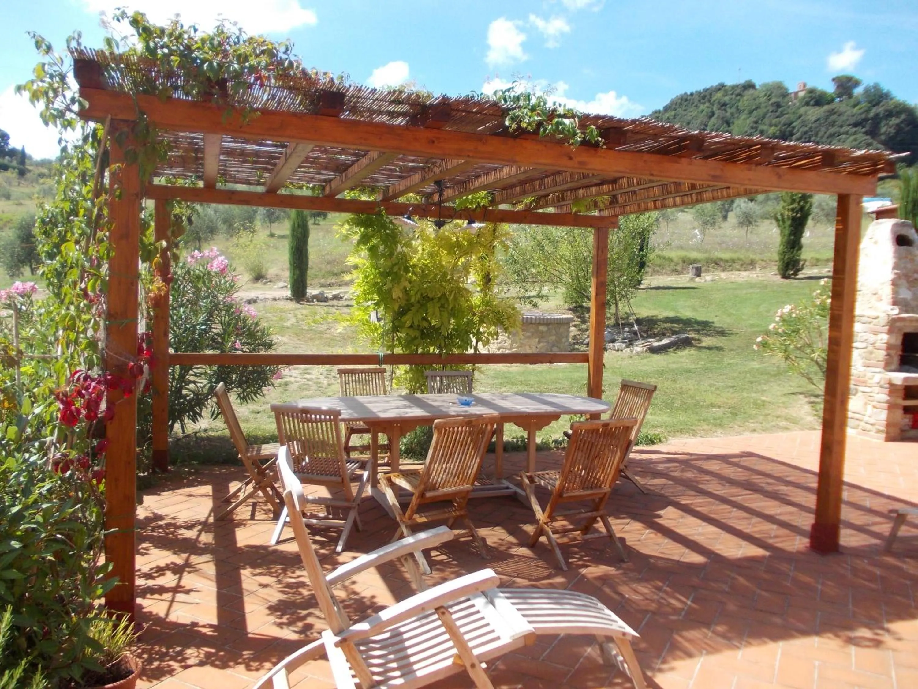 Property building in Le Pergoline B&B