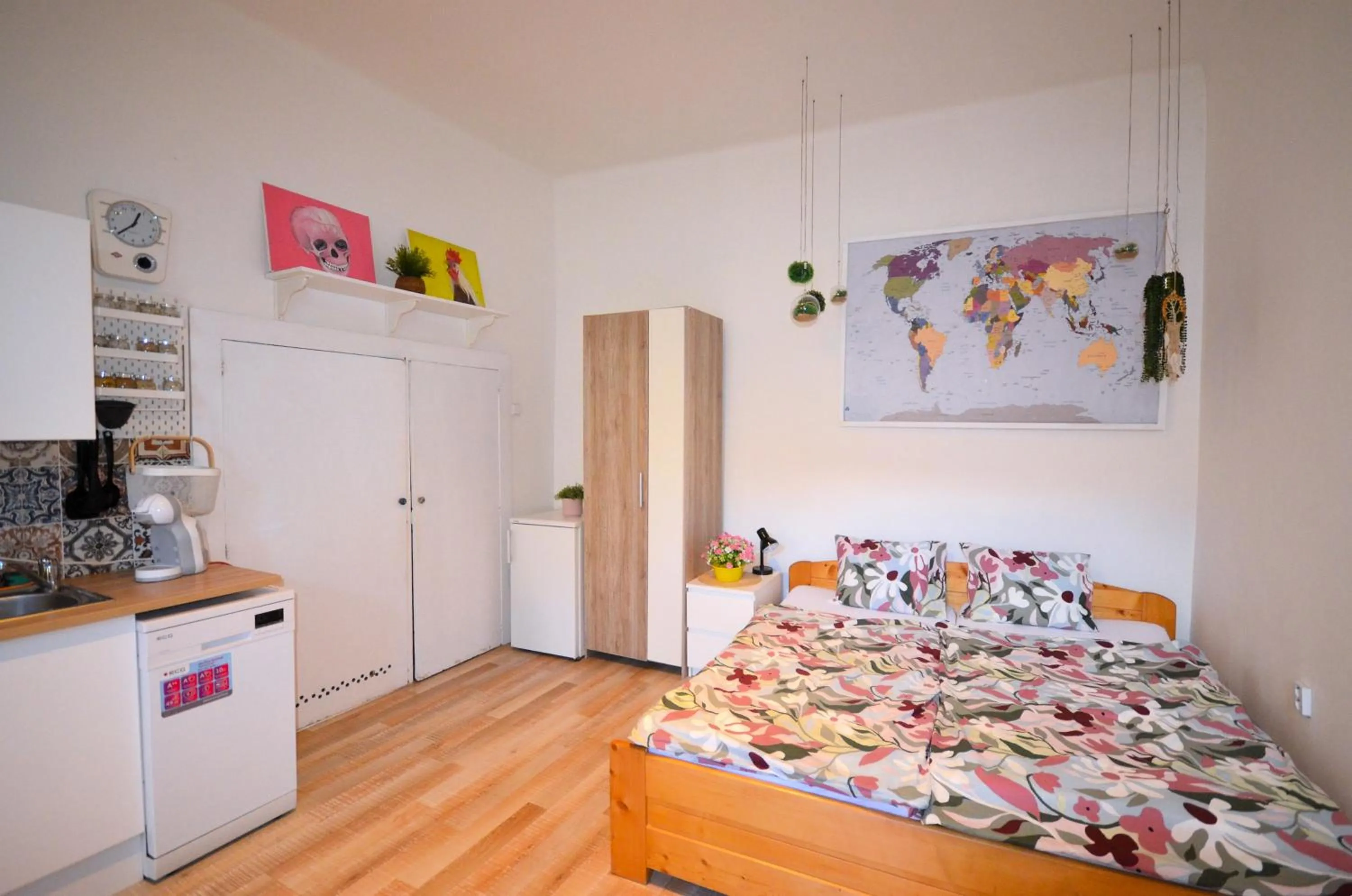 Bedroom, Bed in Travel&Joy backpackers