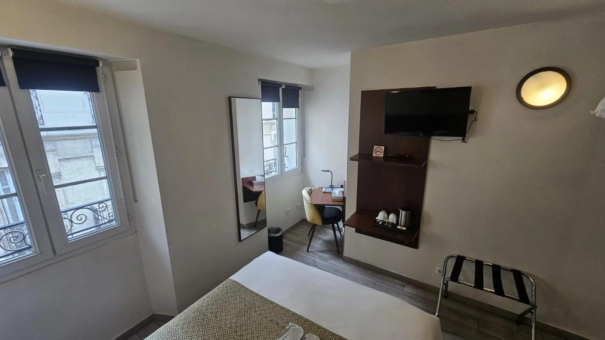 Bed in Massilia hôtel