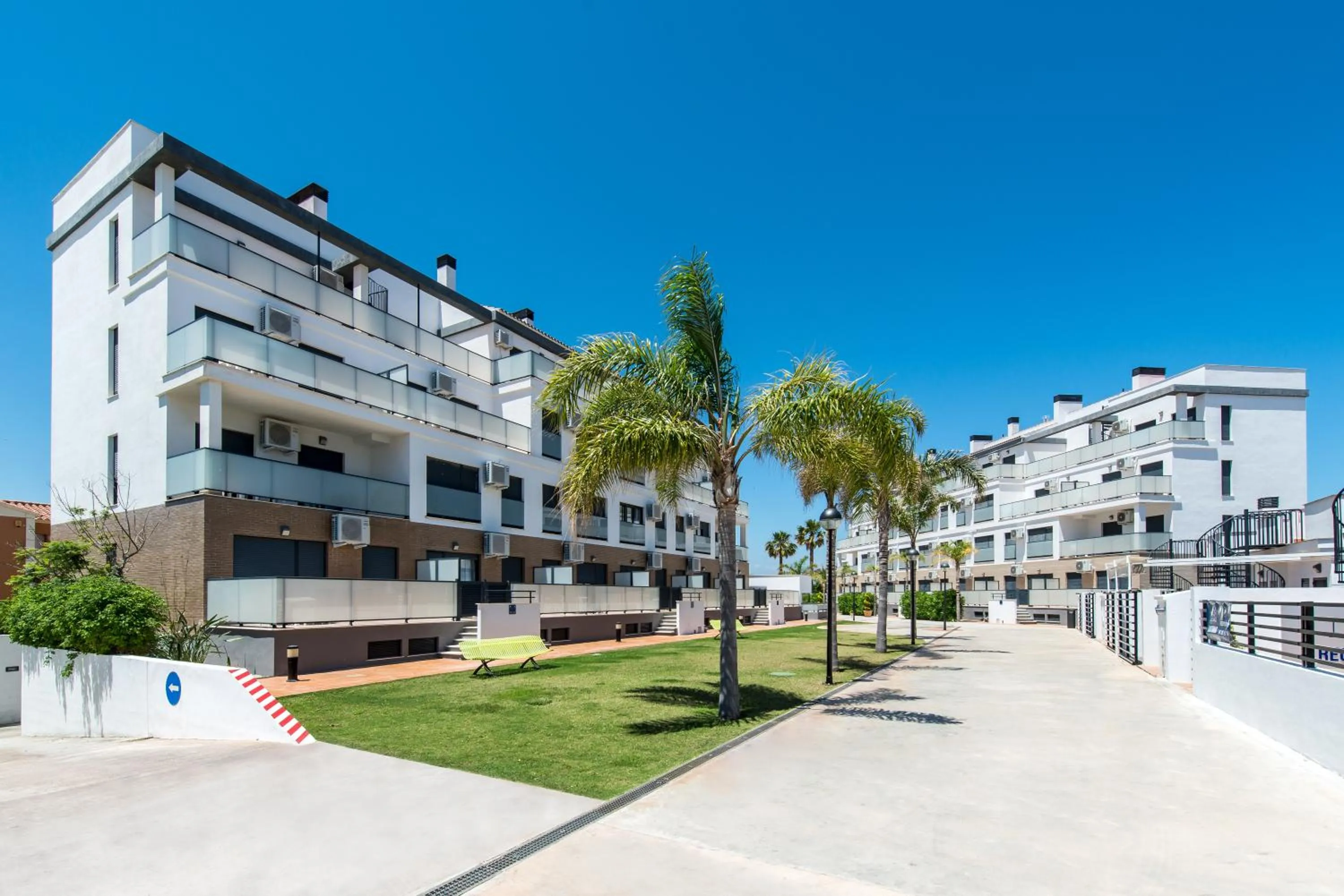 Property building in Las Dunas