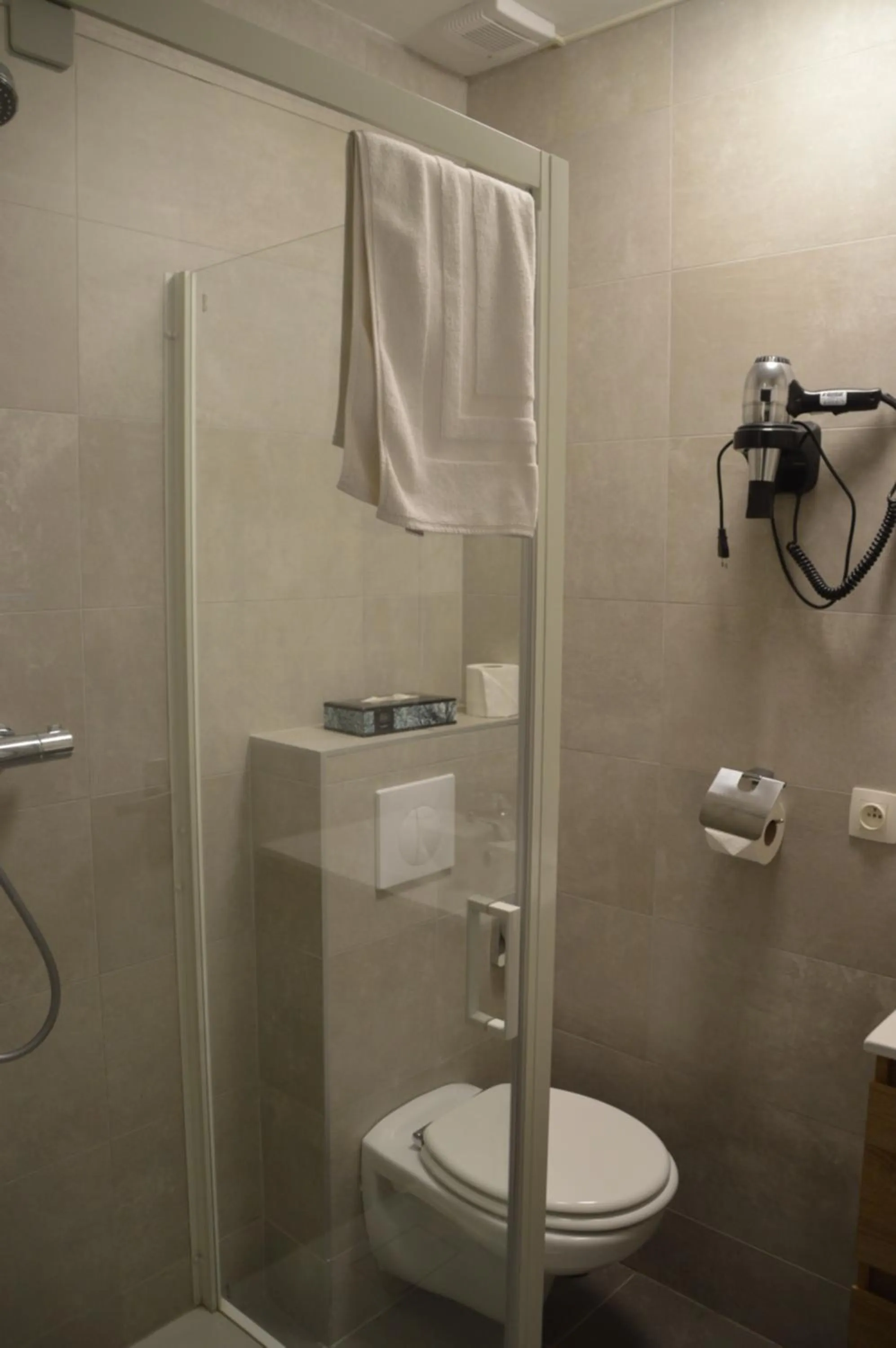 Shower in Hotel Mille Colonnes