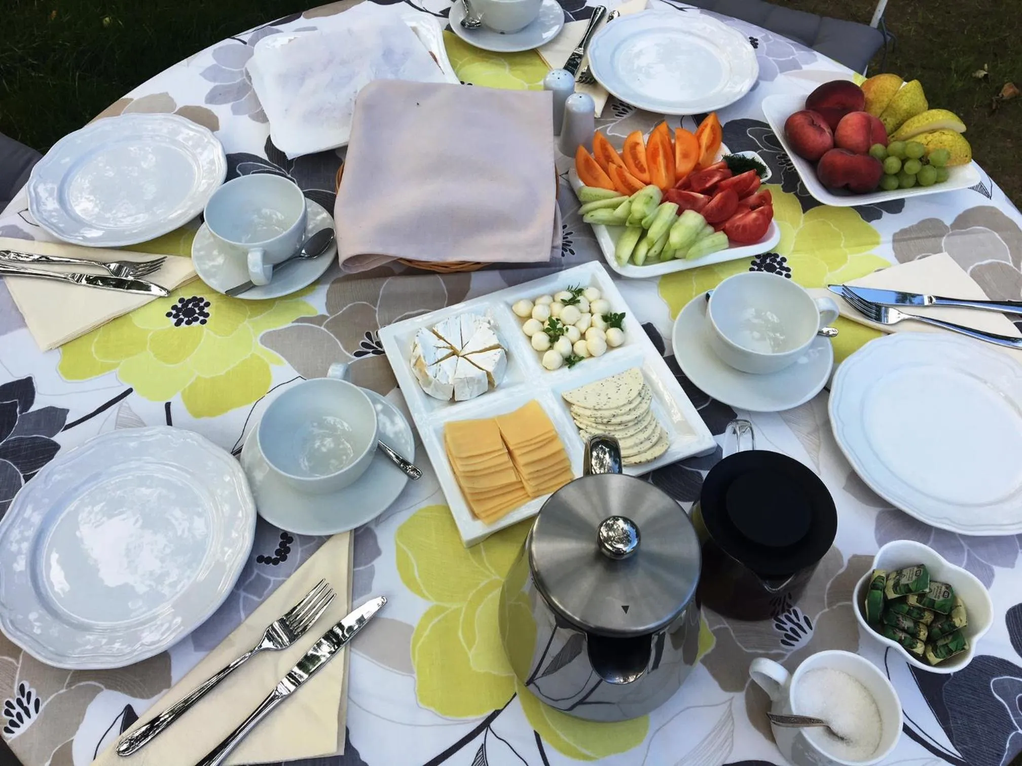 Food and drinks in Park Apartments