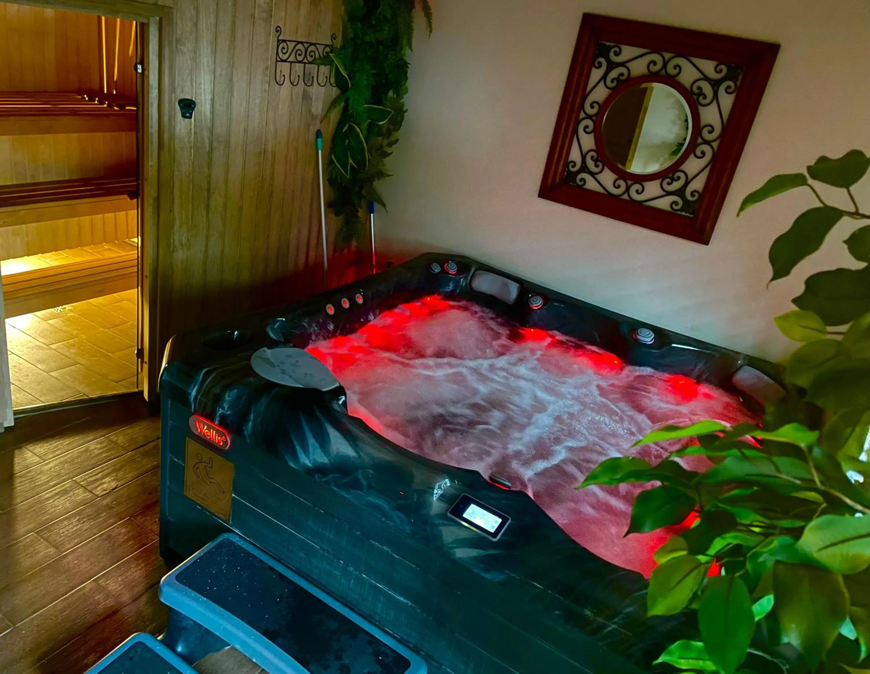 Swimming pool in Park Apartments