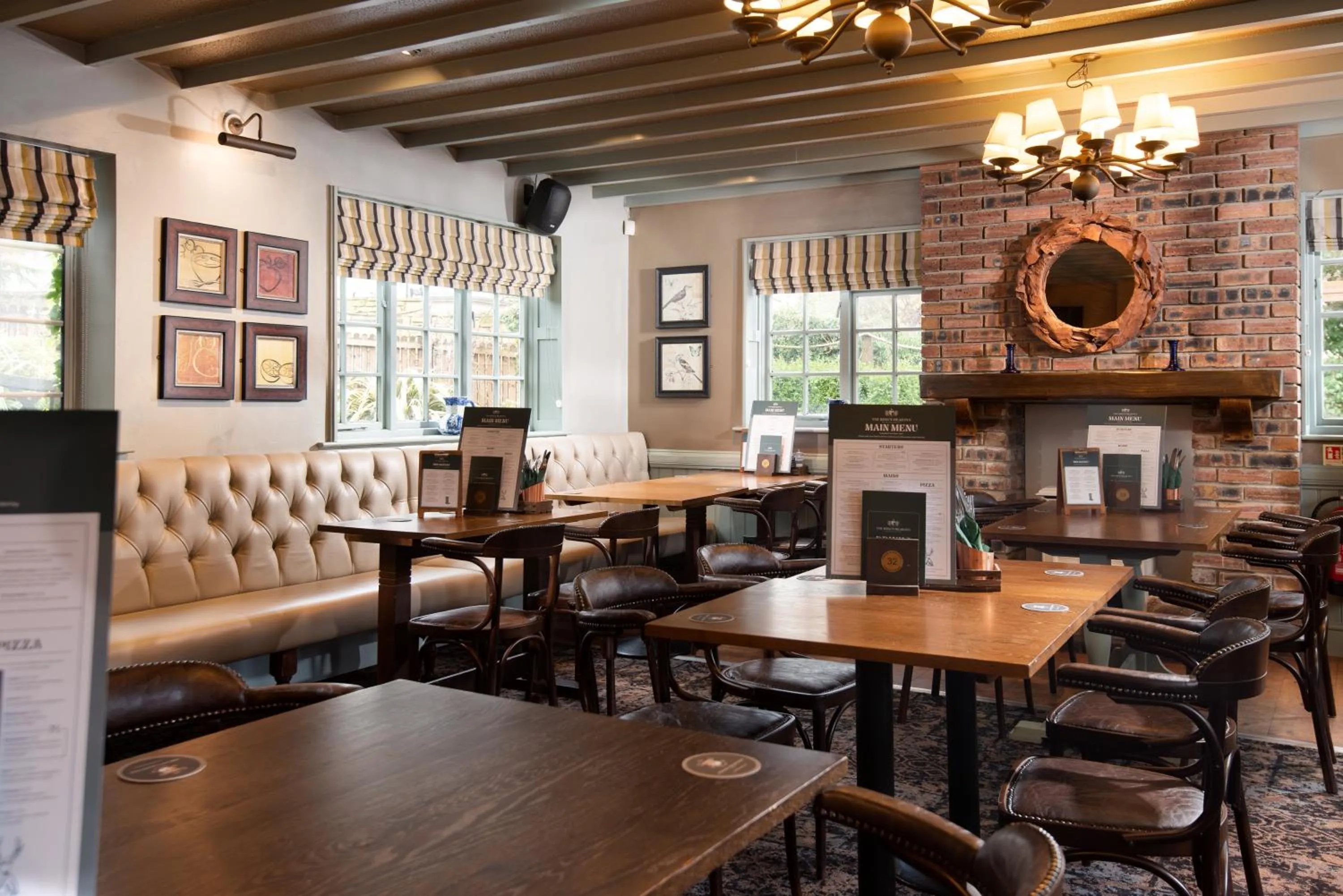 Restaurant/places to eat in The King's Head Inn - The Inn Collection Group