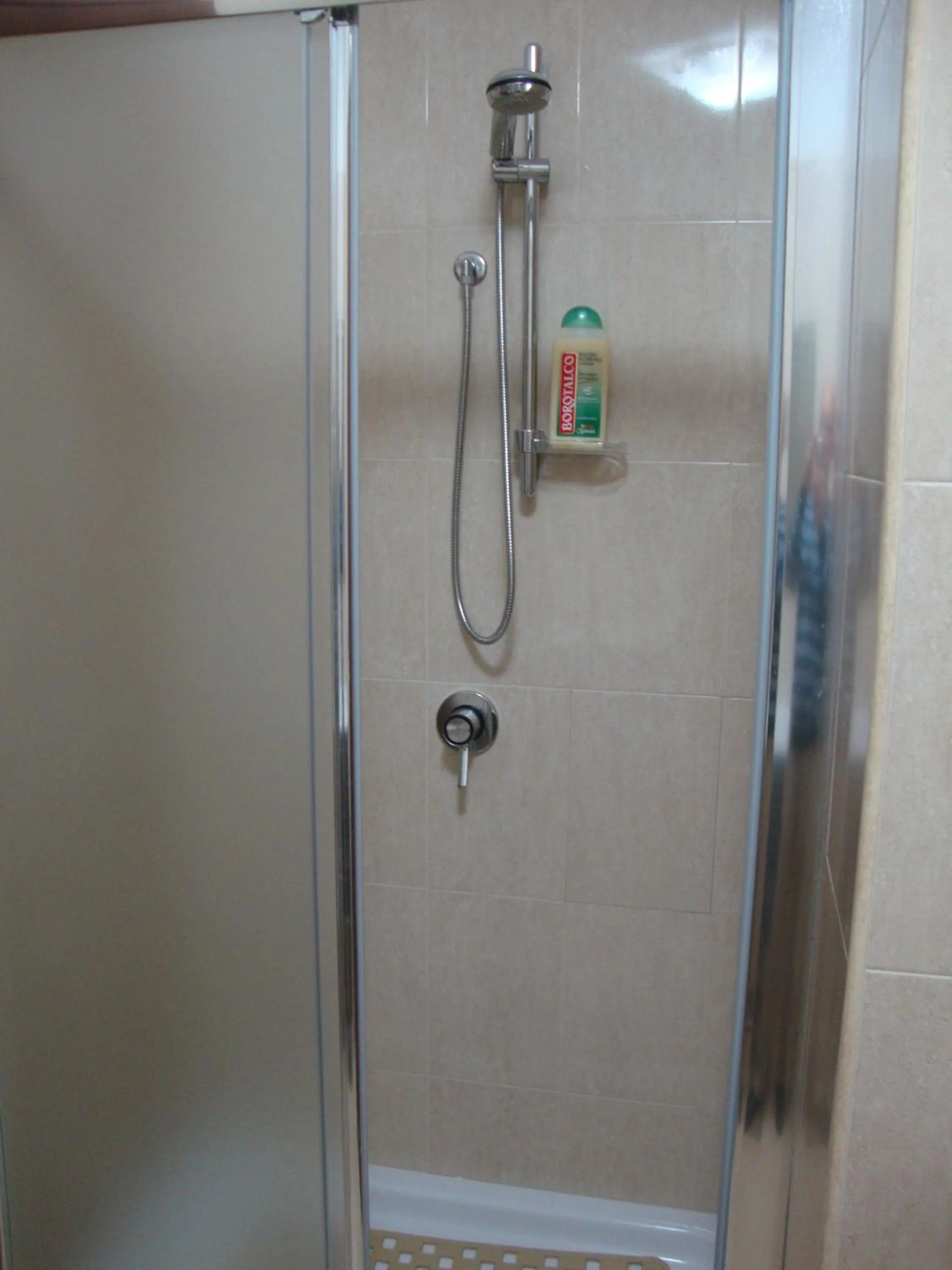 Shower in La Villa Bianca