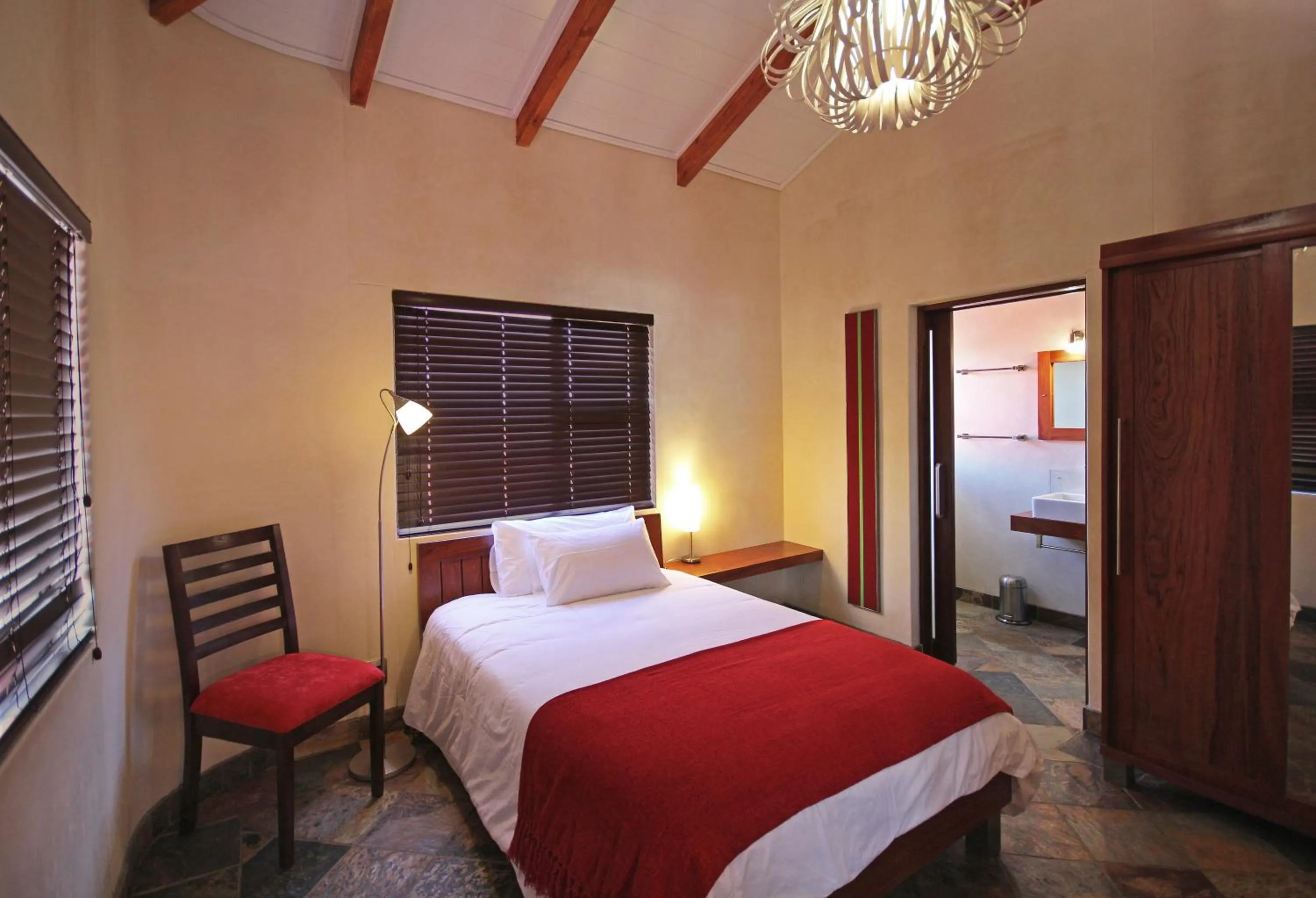 Bedroom, Bed in Hartmann Suites Serviced Self-Catering Apartments