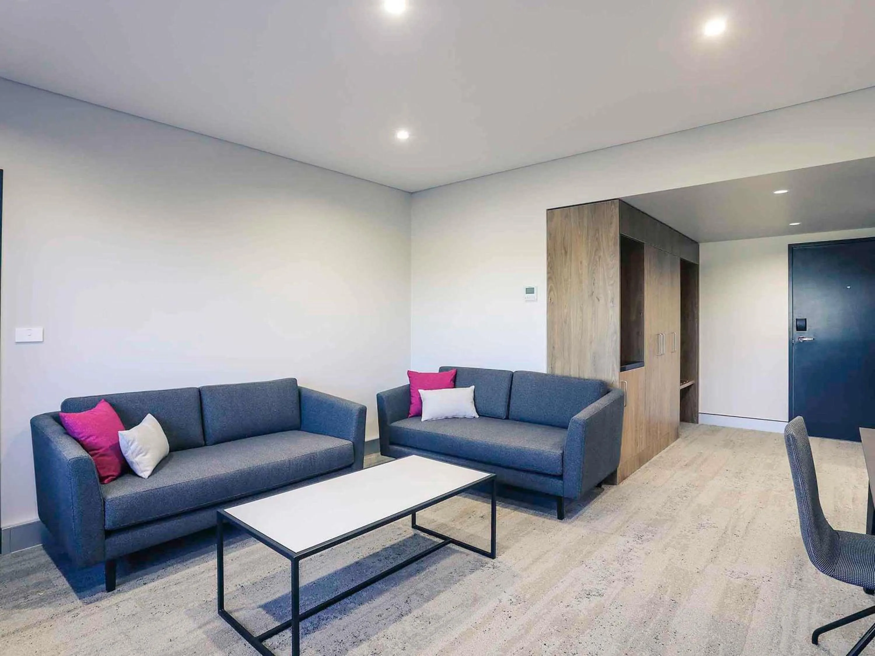 Bedroom in Mercure Tamworth