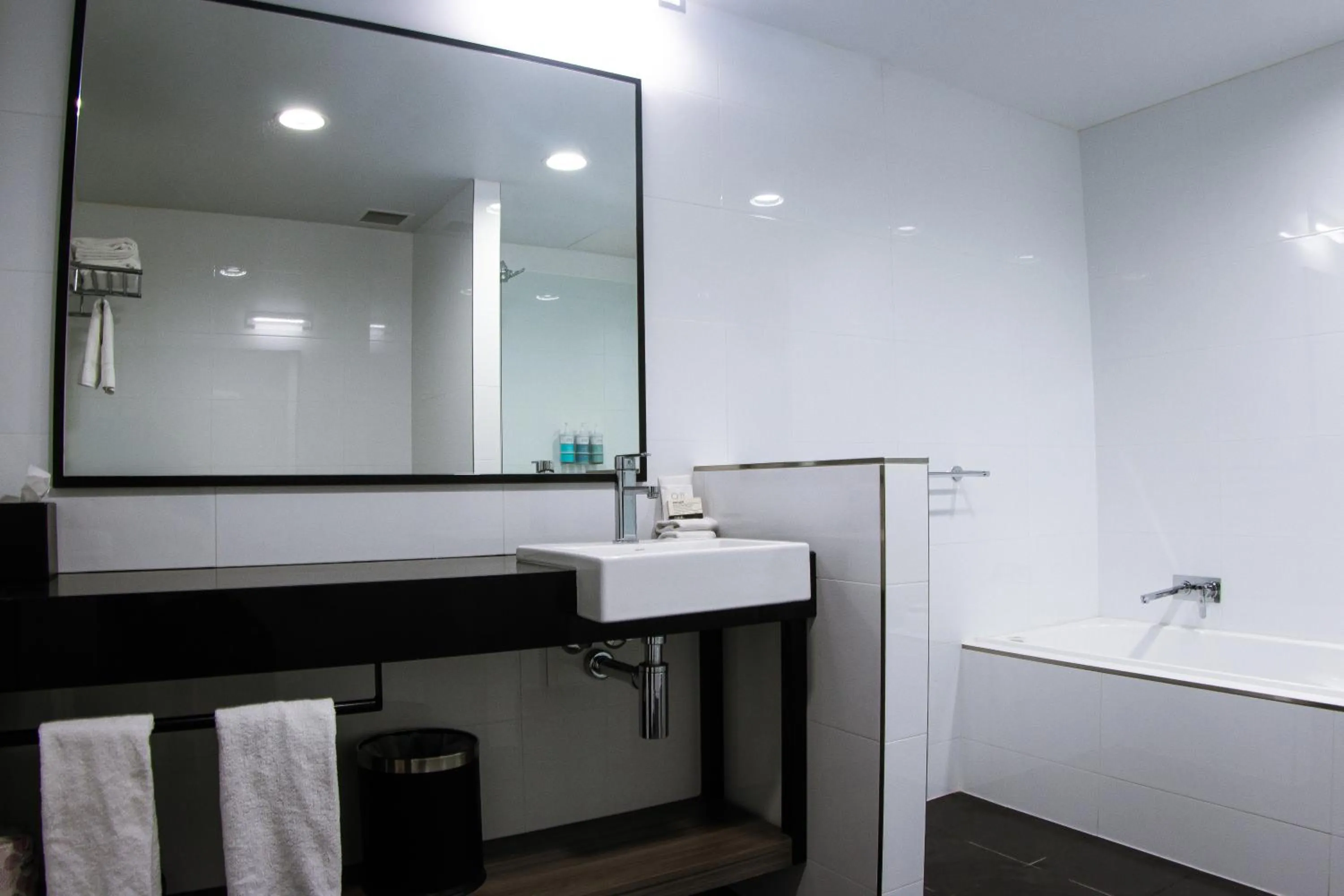 Bathroom in Mercure Tamworth