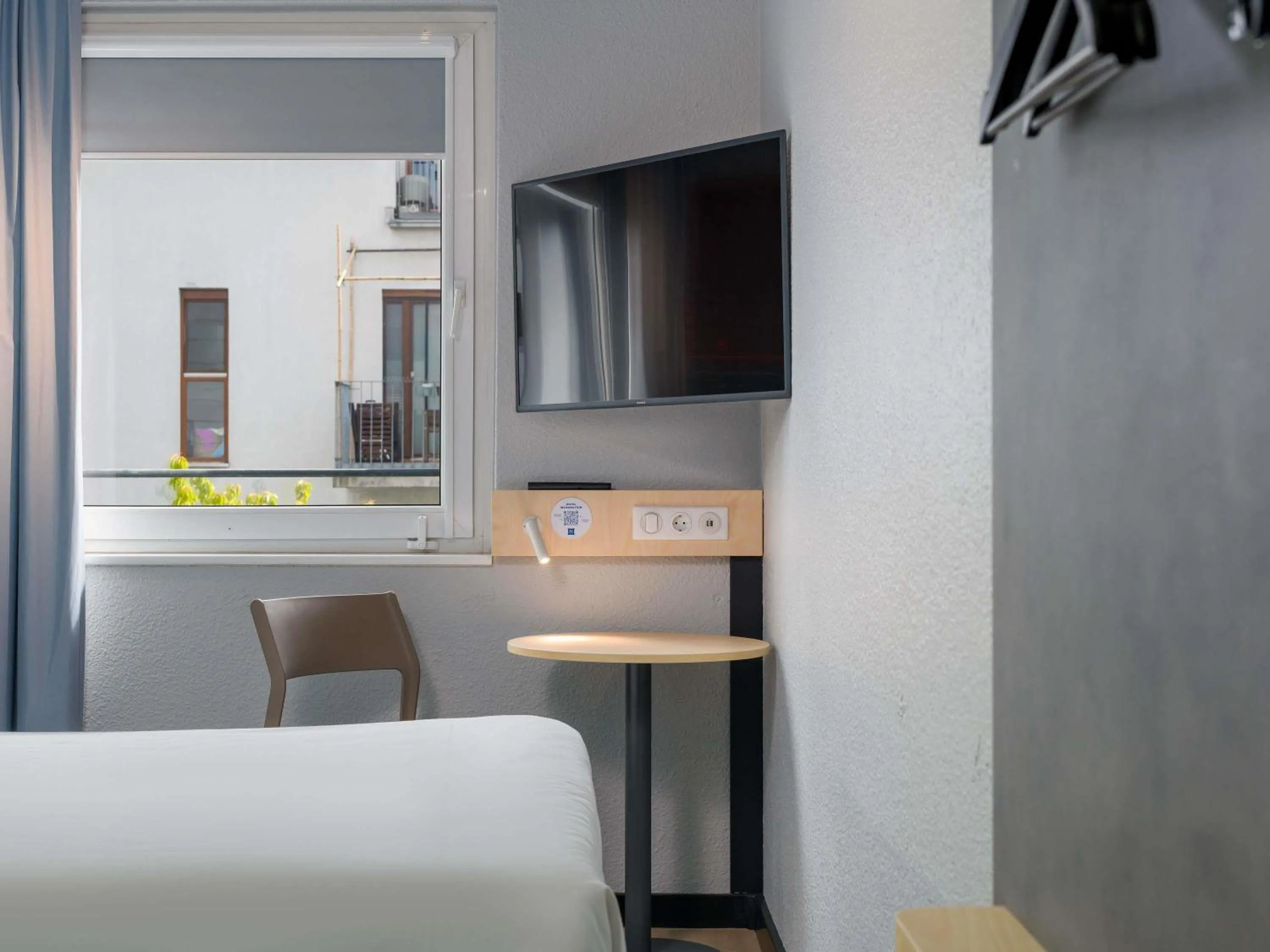 Bedroom in ibis budget Hamburg St Pauli Messe - neu renoviert