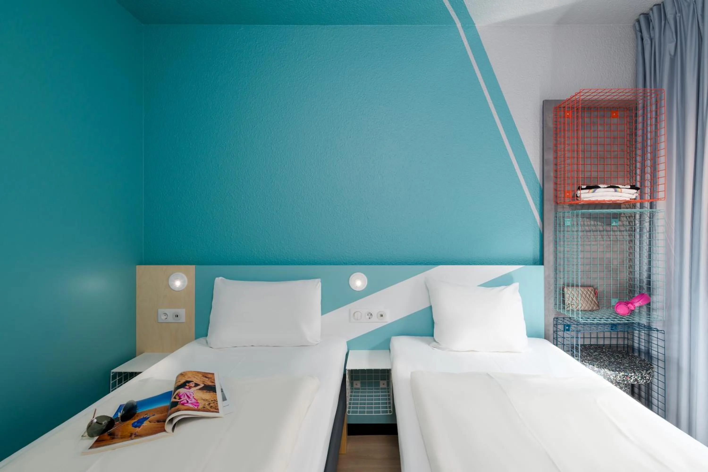 Photo of the whole room, Bed in ibis budget Hamburg St Pauli Messe - neu renoviert