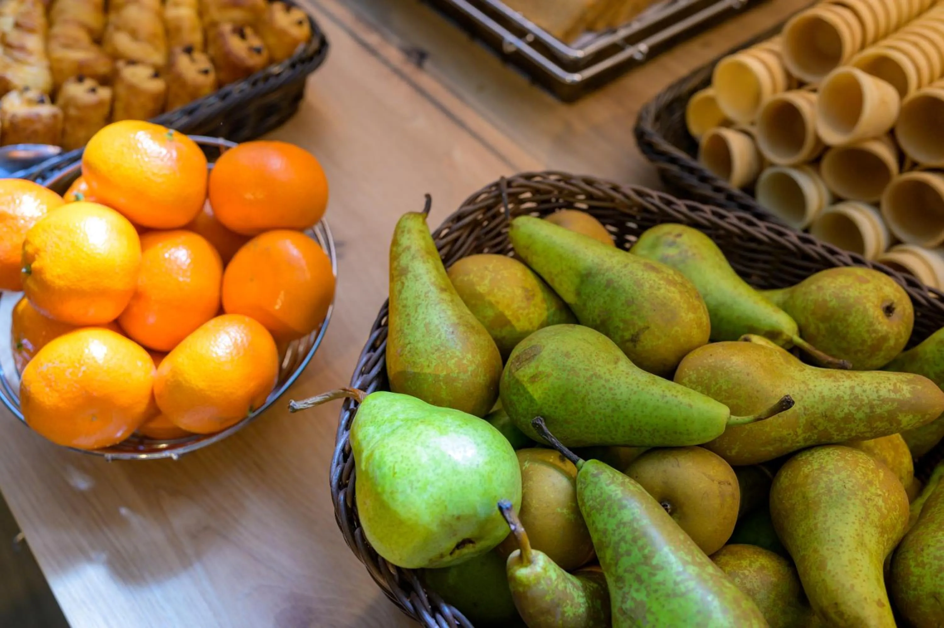 Buffet breakfast in ibis budget Hamburg St Pauli Messe - neu renoviert