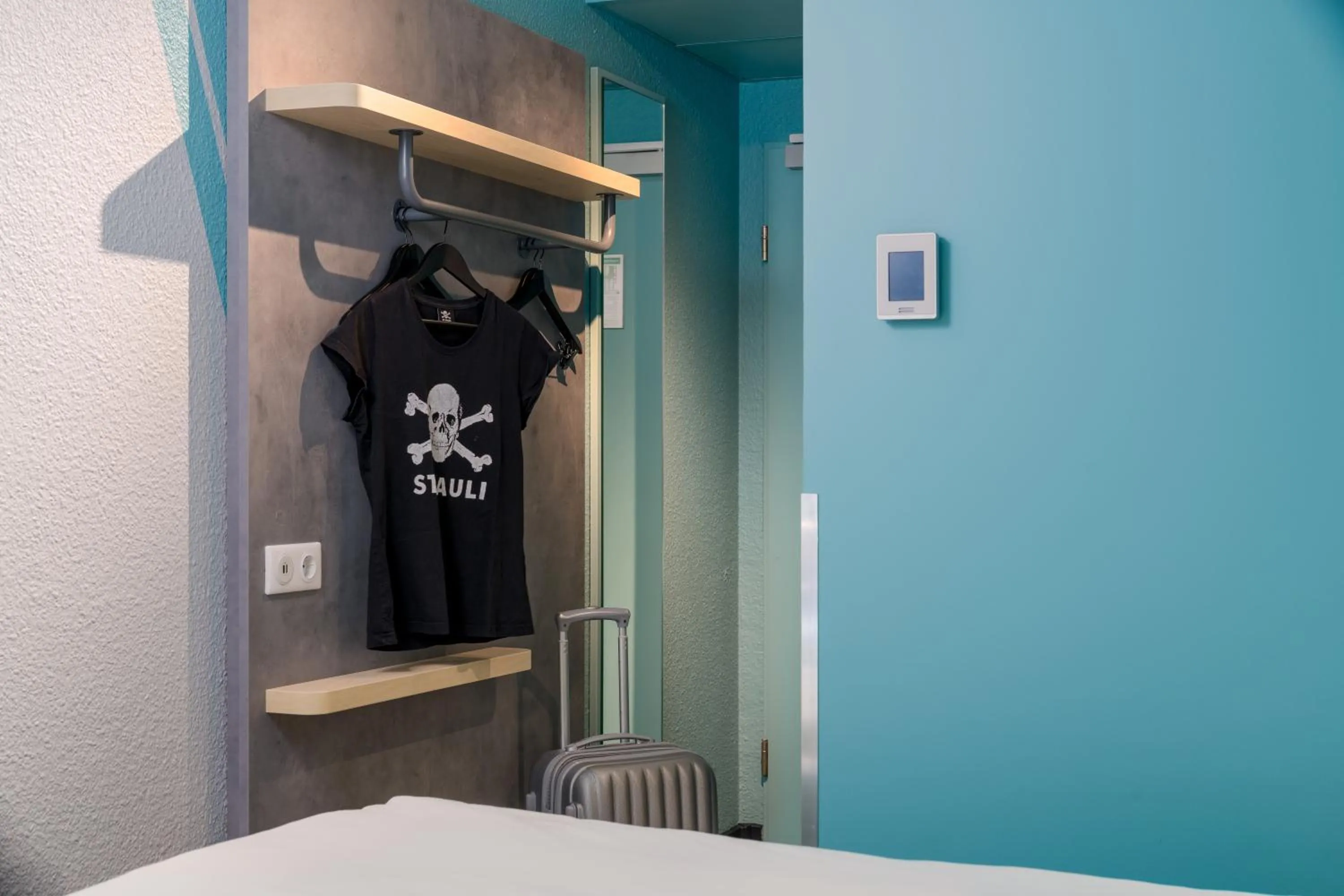 Photo of the whole room in ibis budget Hamburg St Pauli Messe - neu renoviert