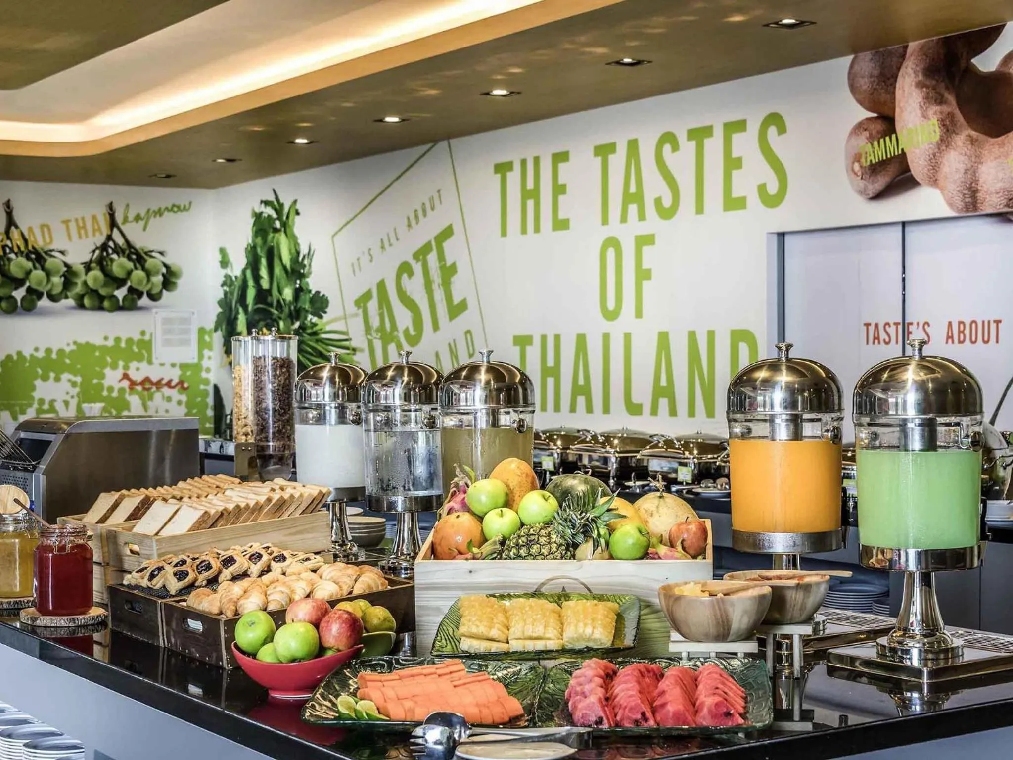 Restaurant/places to eat in ibis Bangkok IMPACT