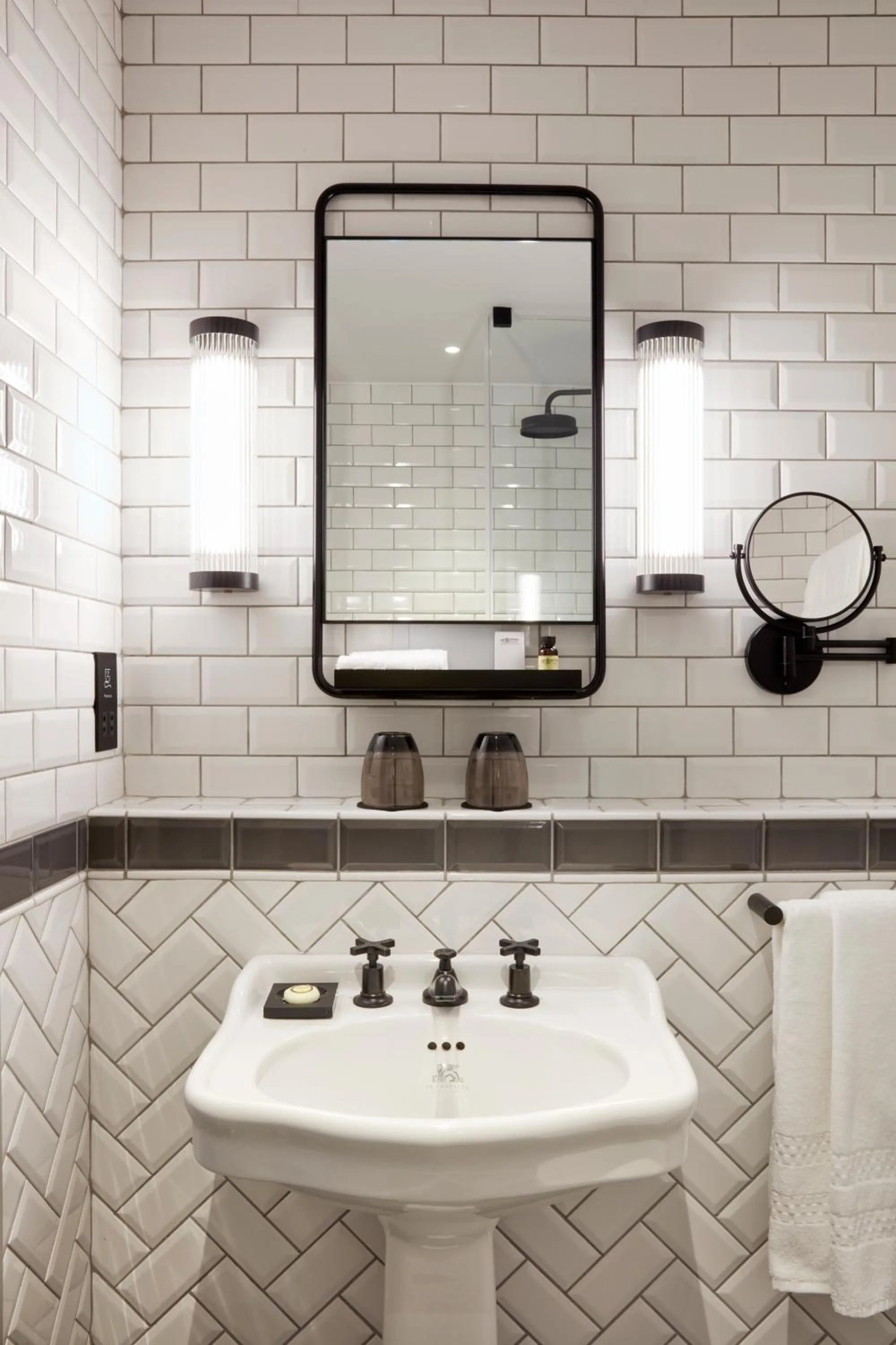 Bathroom in Victory House Leicester Square