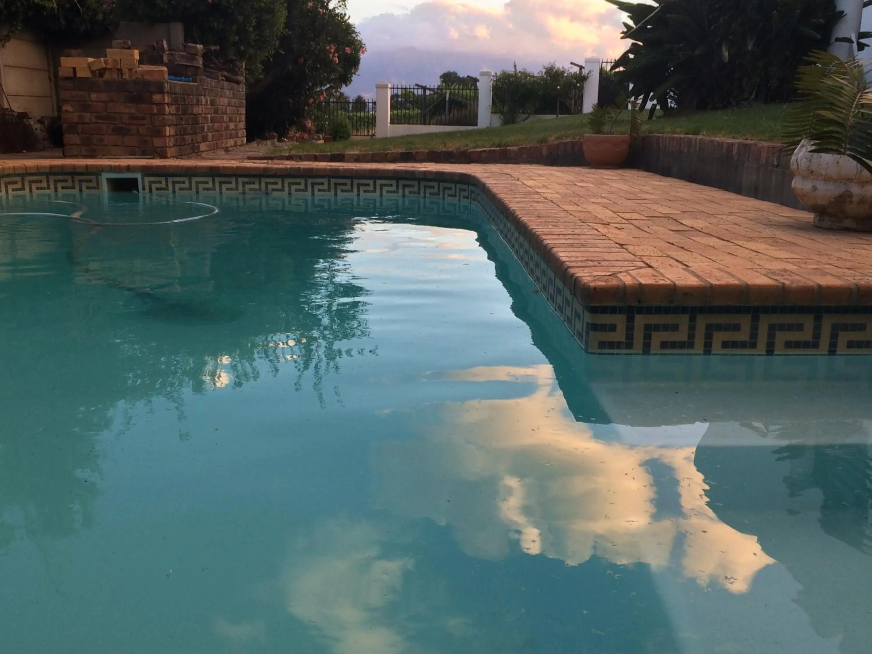 Swimming pool in Paarl Mountain Lodge