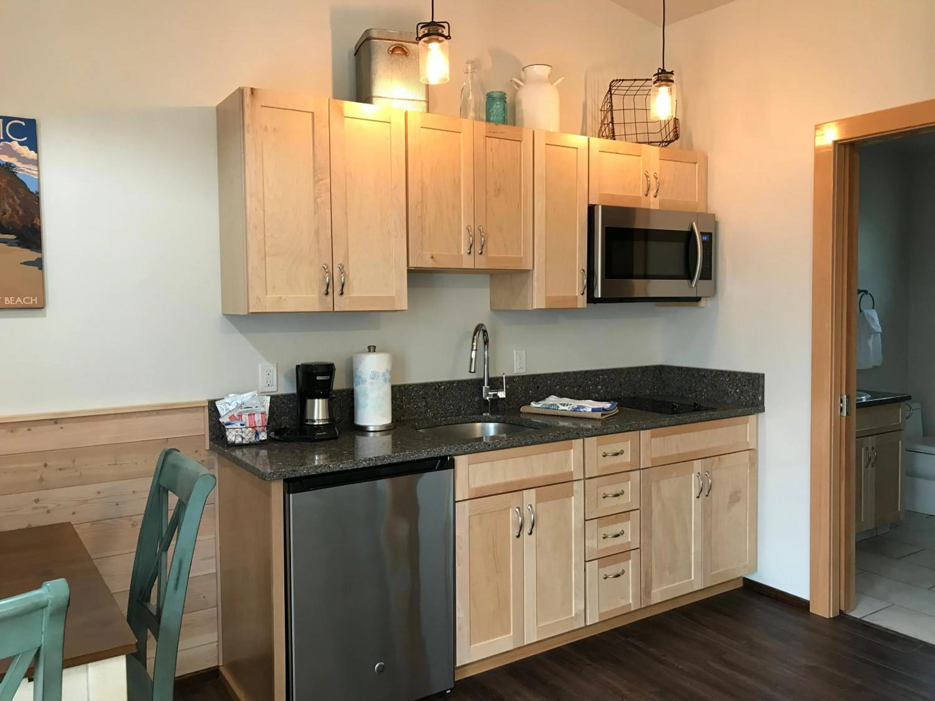 Kitchen or kitchenette in Hoh Valley Cabins