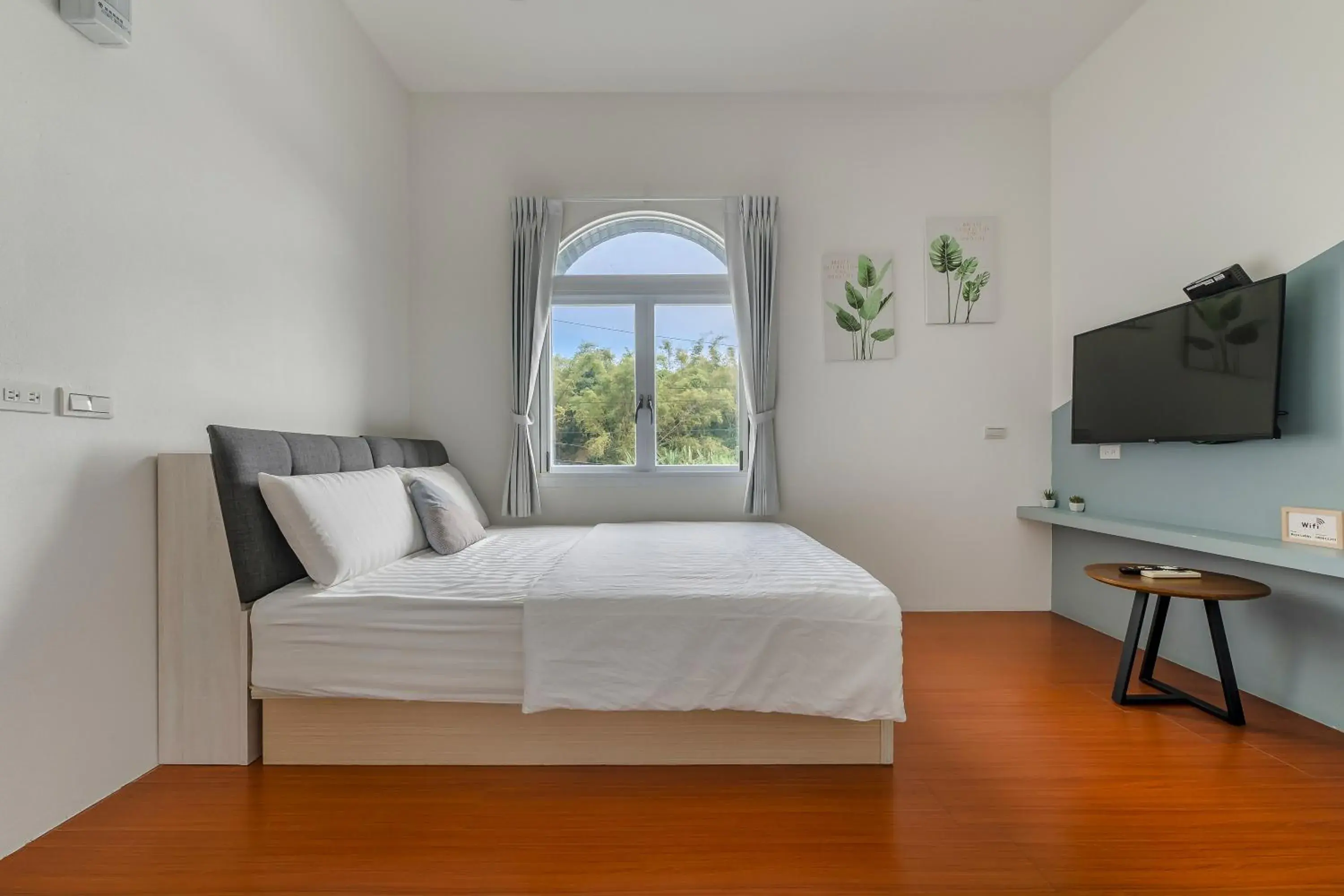 Deluxe Double Room with Shower in Bo Ya Homestay Deluxe Double Room with Shower in Bo Ya Homestay