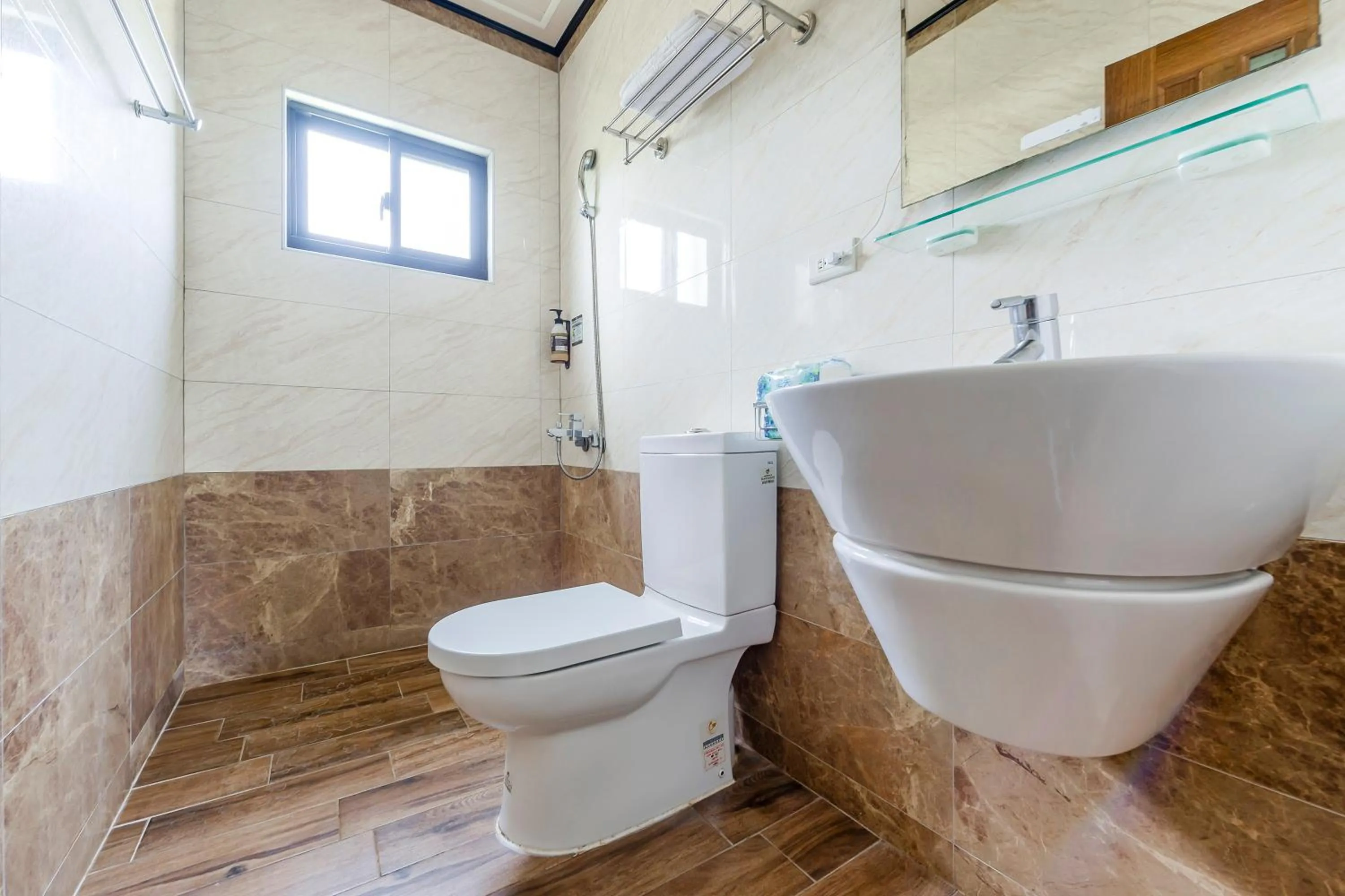 Bathroom in Bo Ya Homestay