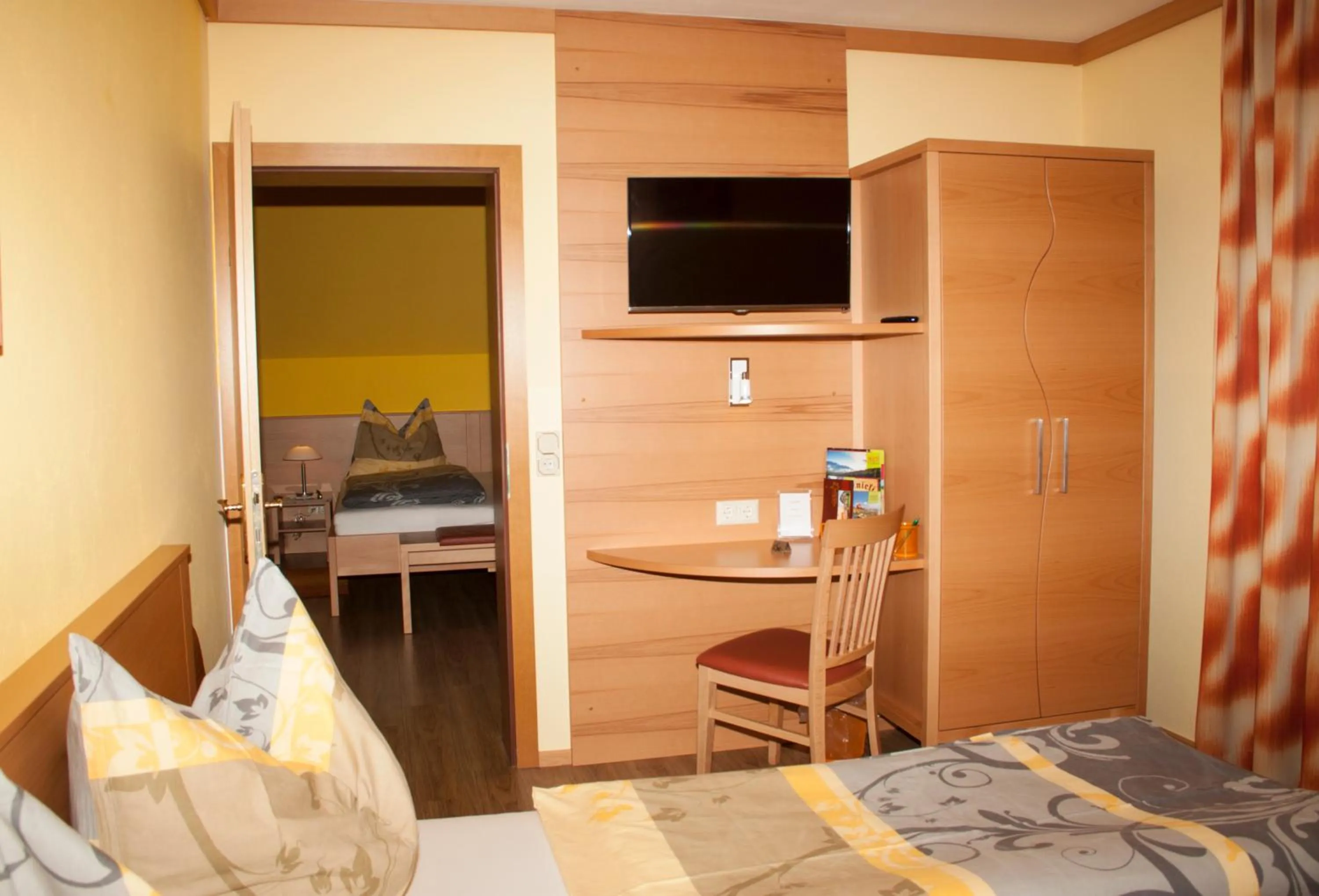 Bed in Frühstückspension Kuzmic