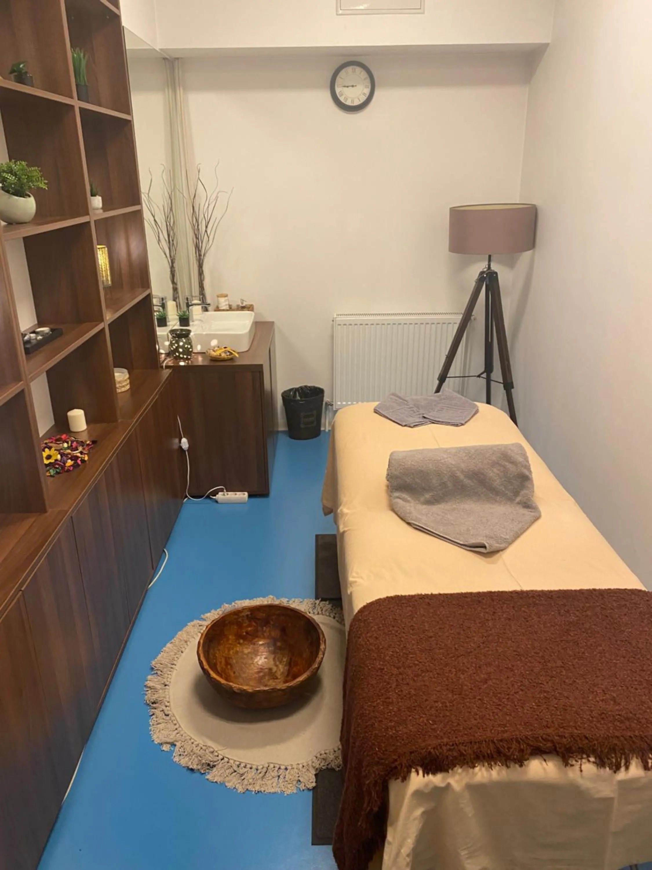 Massage, Bed in Concorde Old Bucharest Hotel