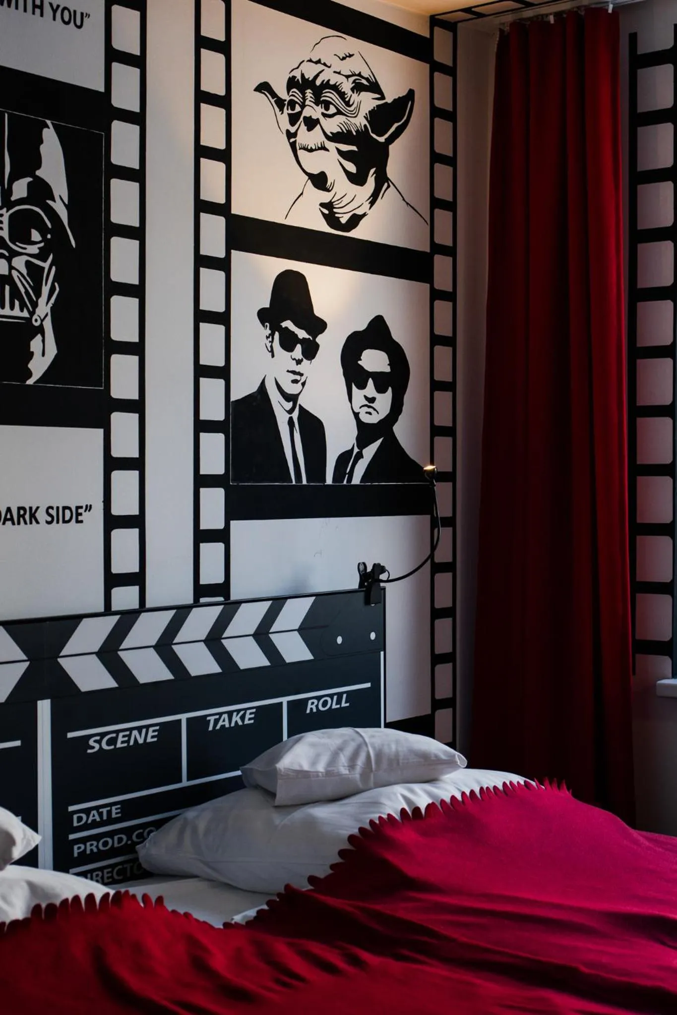 TV and multimedia, Bed in Good Times House