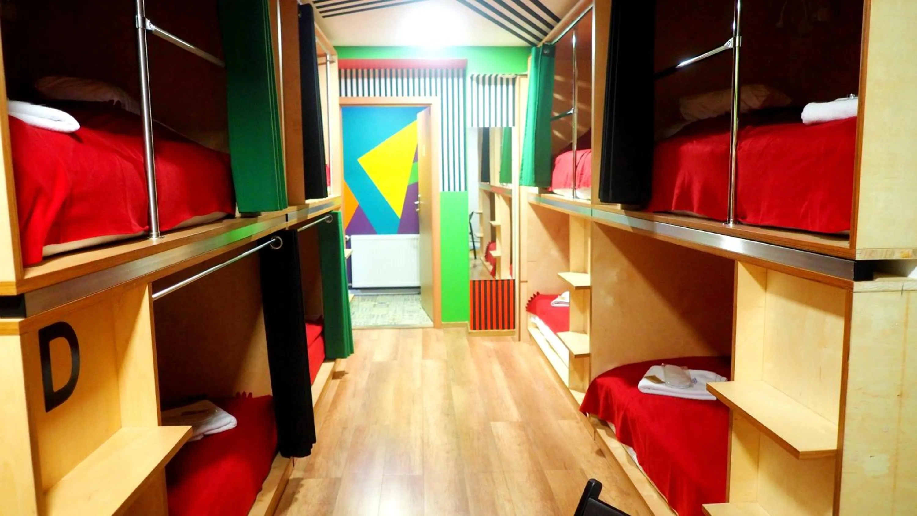 bunk bed in Good Times House