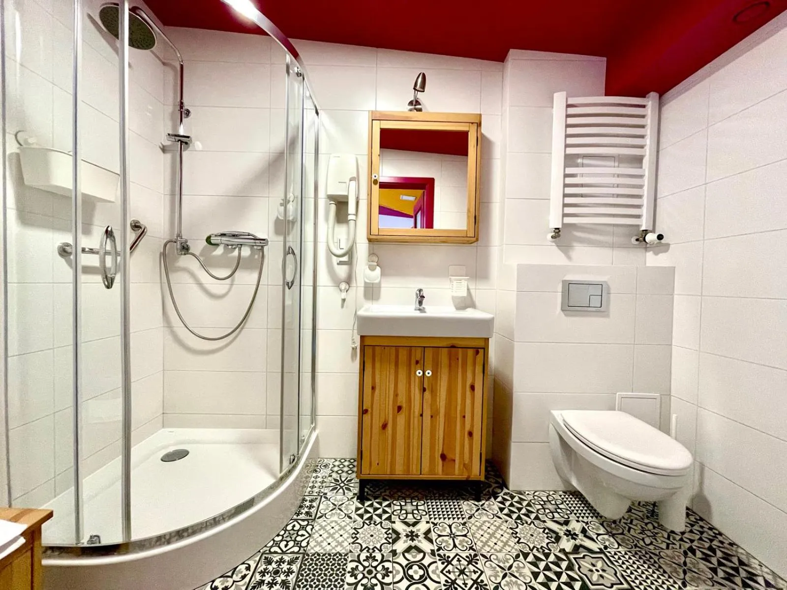 Shower in Good Times House