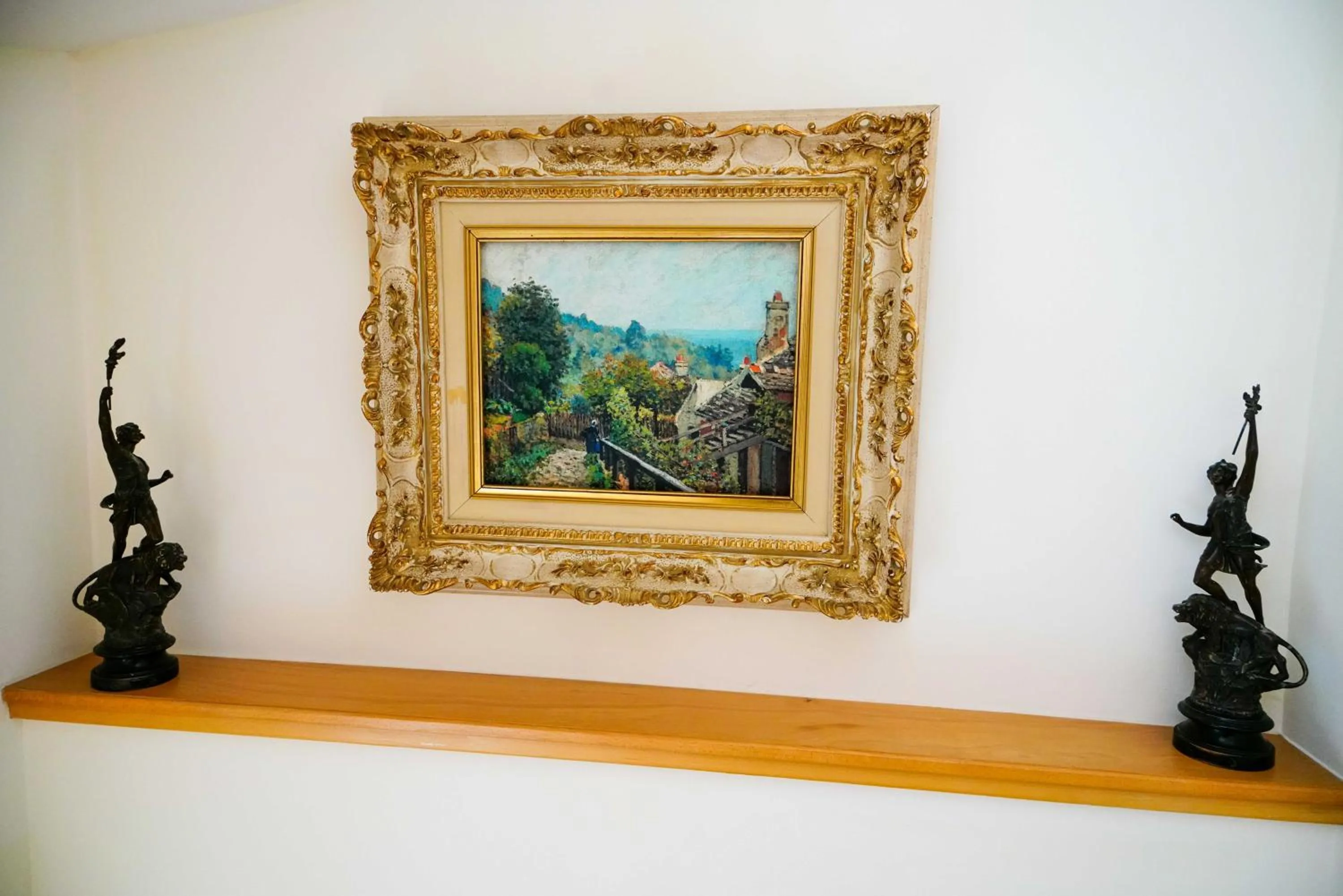 Decorative detail in Boutique Guest Accommodation Zephyrus