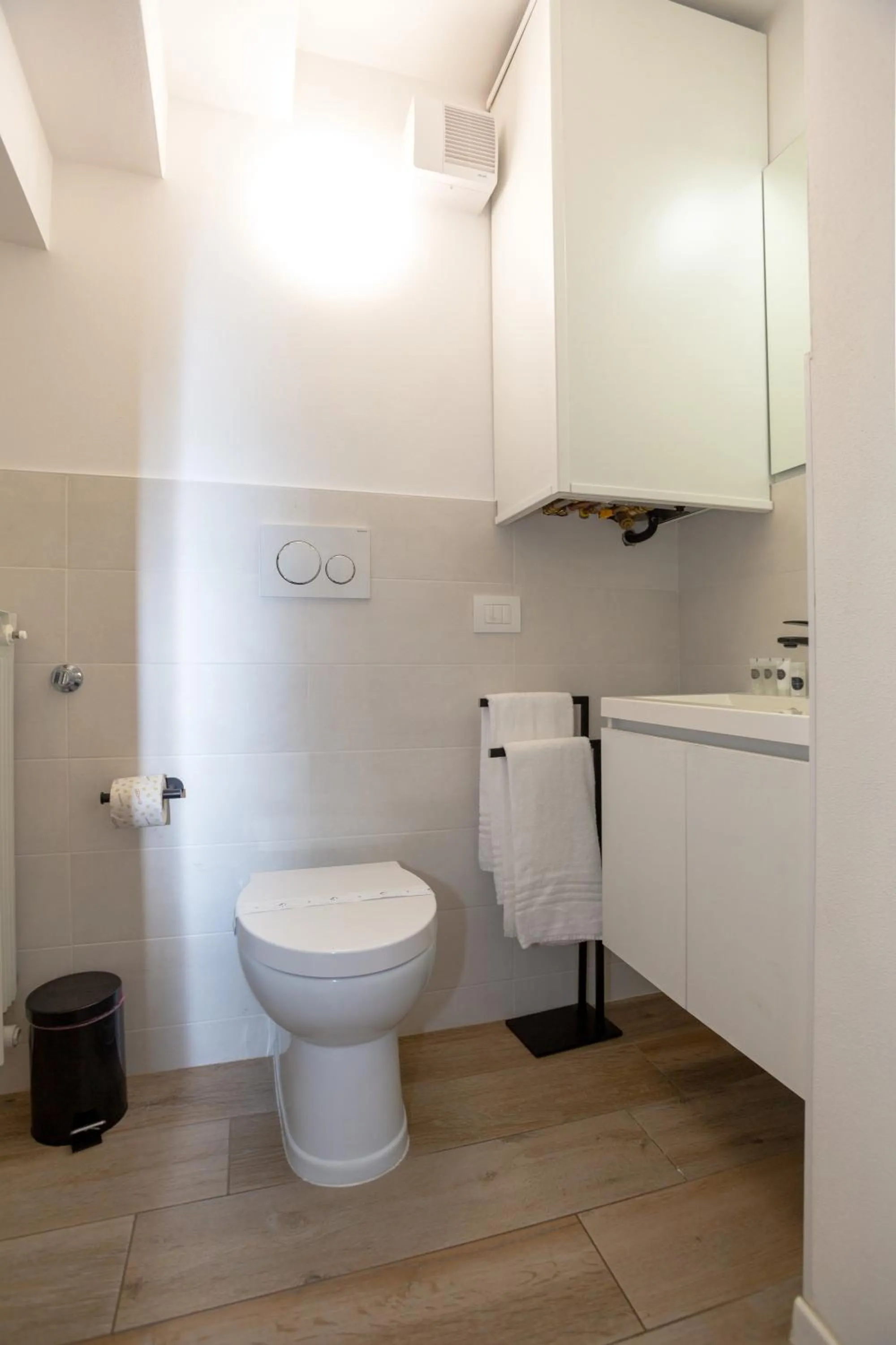 Bathroom in Giardino Giusti House & Court