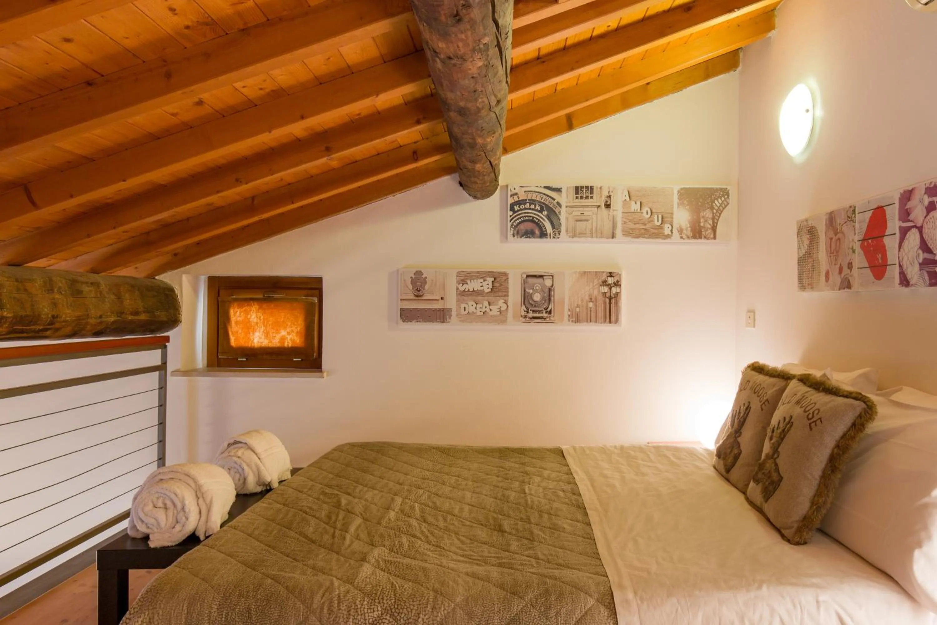 Bed in Giardino Giusti House & Court