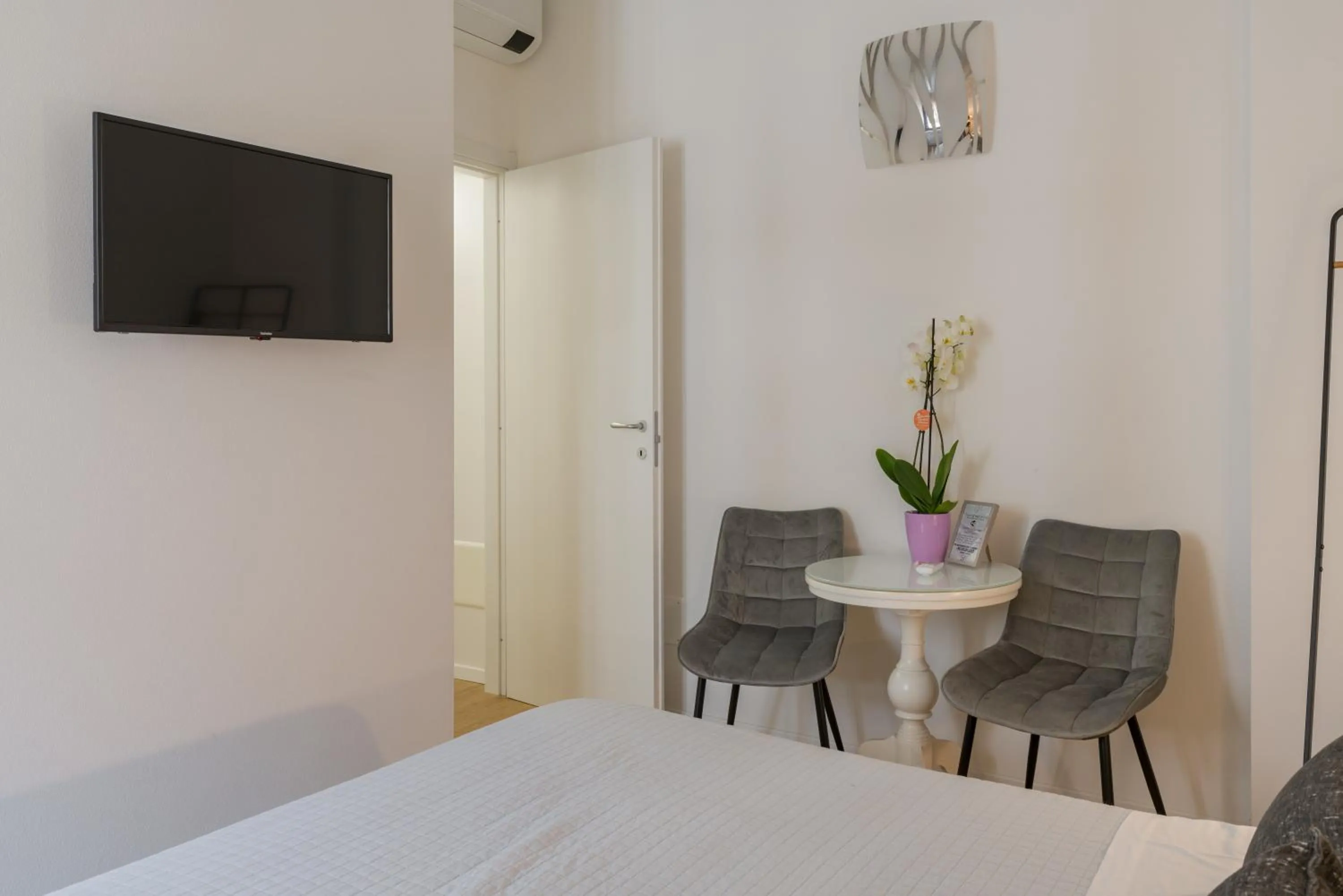 Breakfast, Bed in Giardino Giusti House & Court