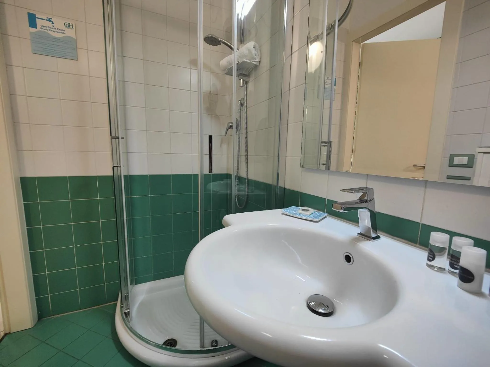 Bathroom in Giardino Giusti House & Court