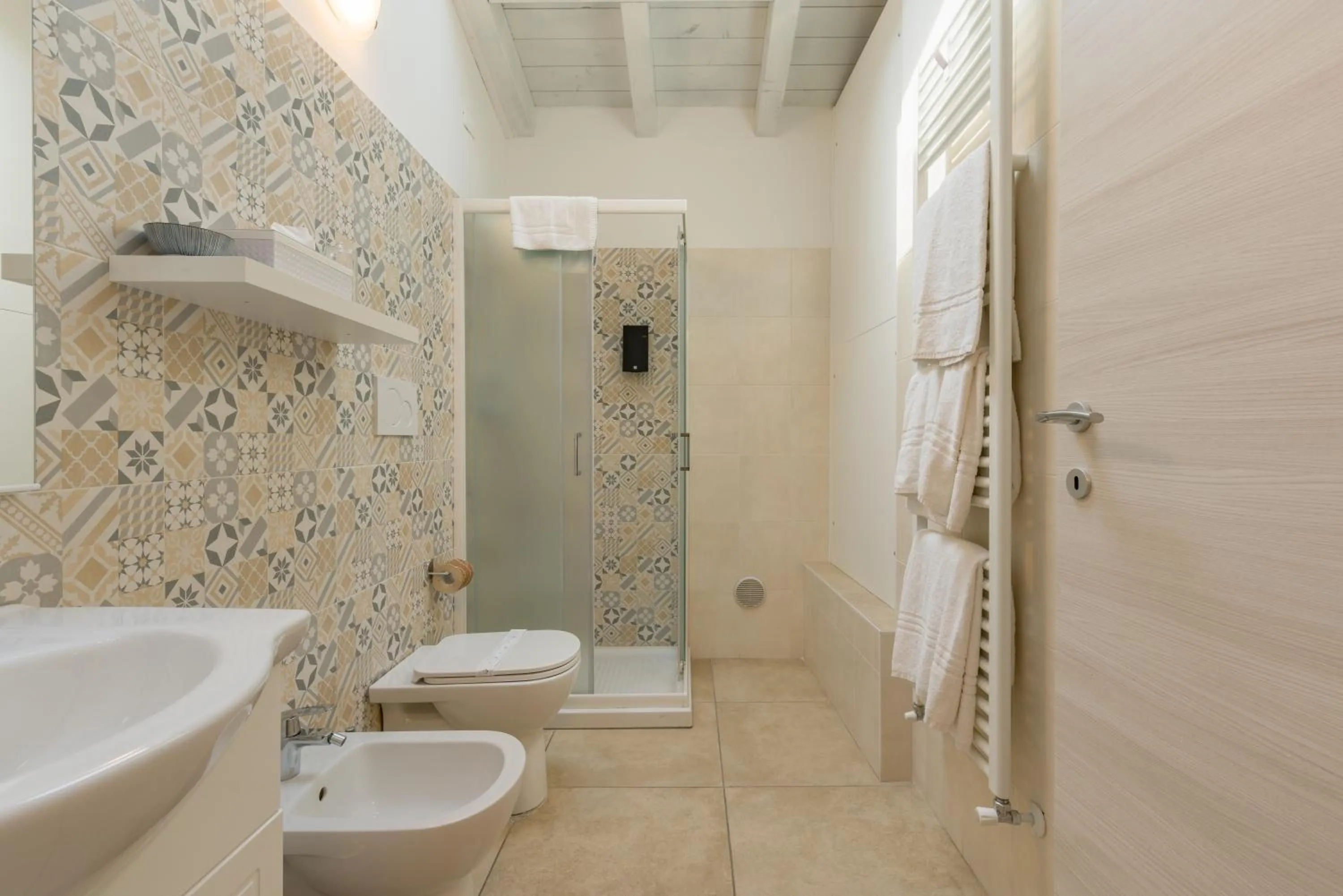 Bathroom in Giardino Giusti House & Court
