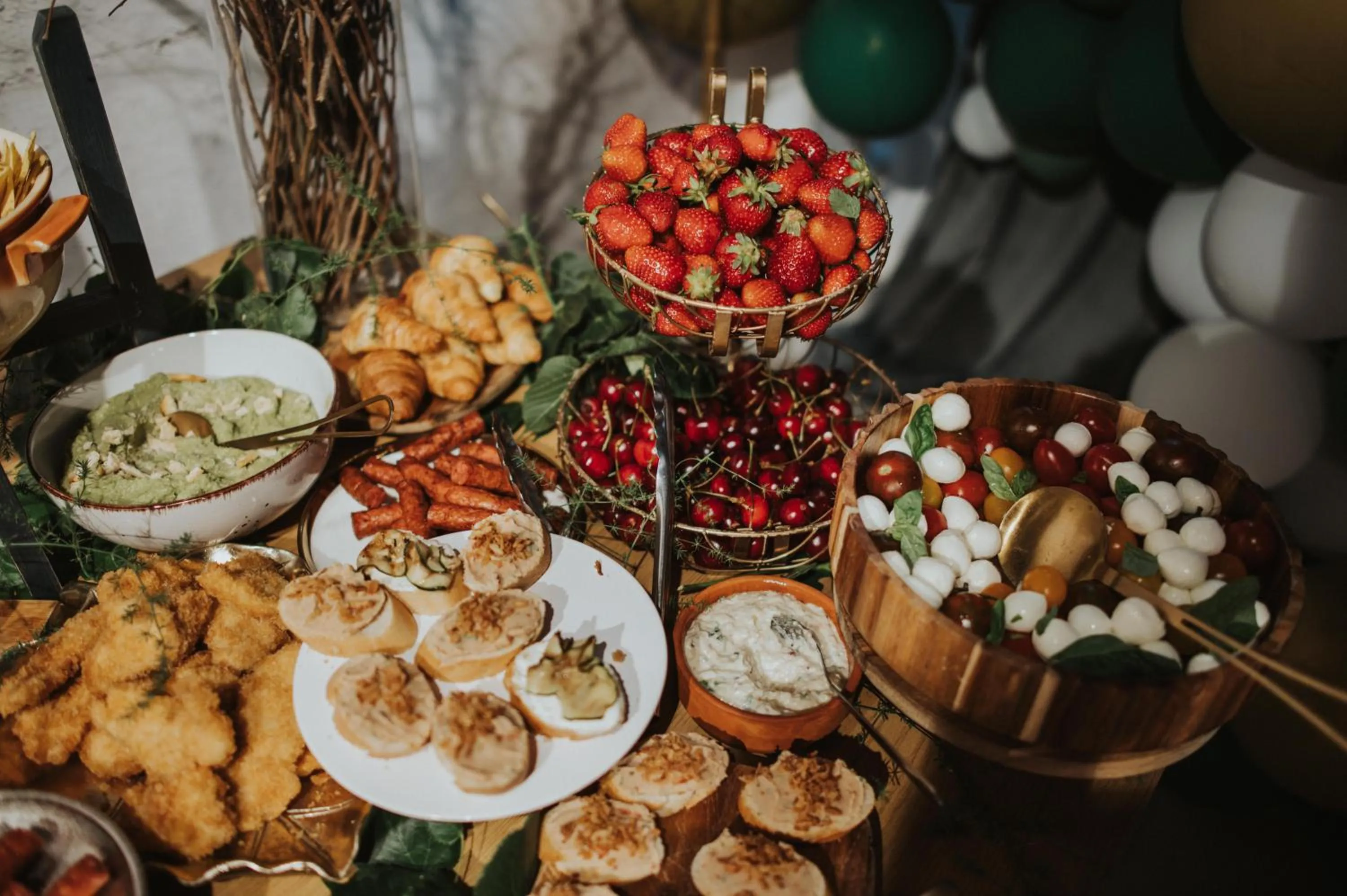 Restaurant/places to eat in Hermannstadt House