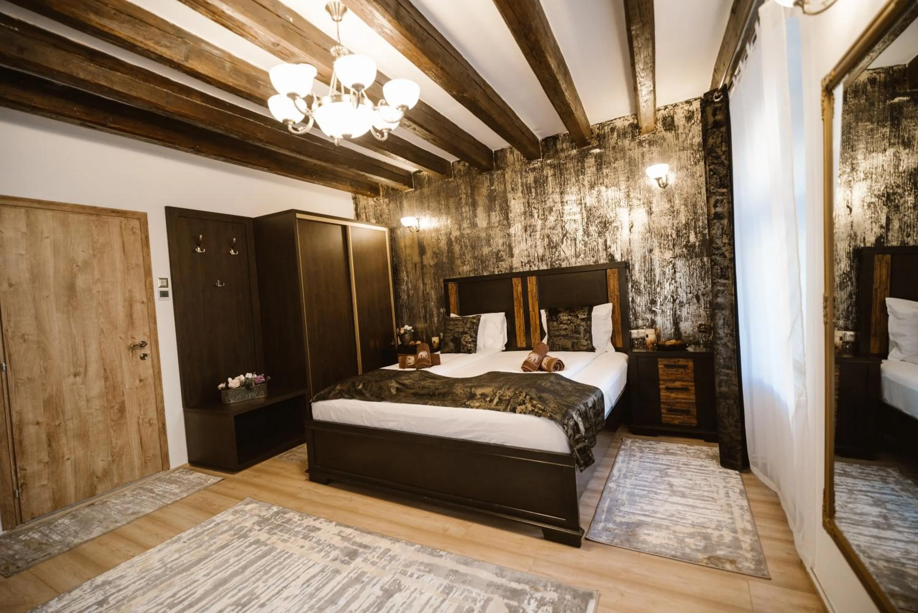 Photo of the whole room, Bed in Hermannstadt House