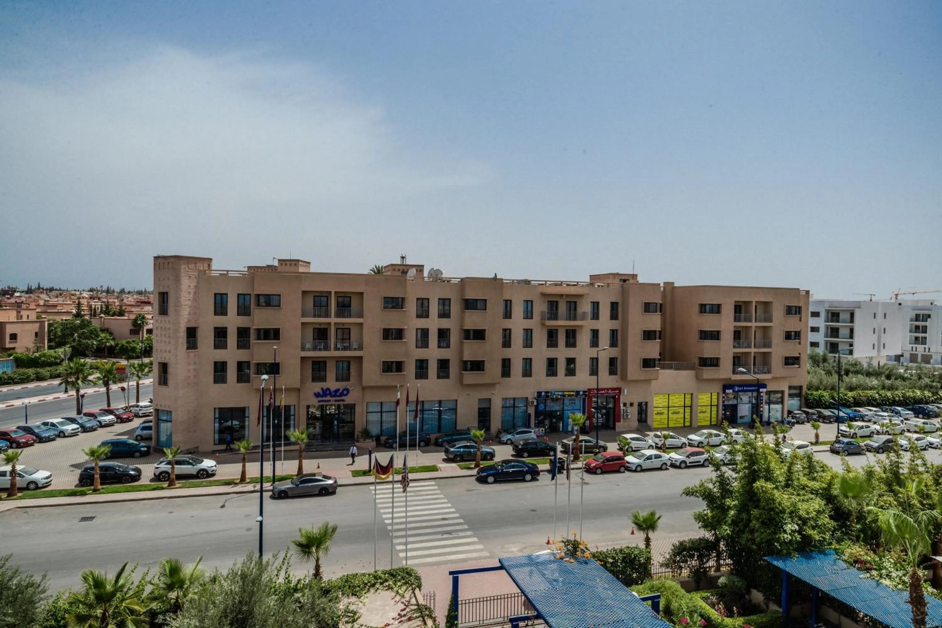 Facade/entrance in Wazo Appart-Hôtel
