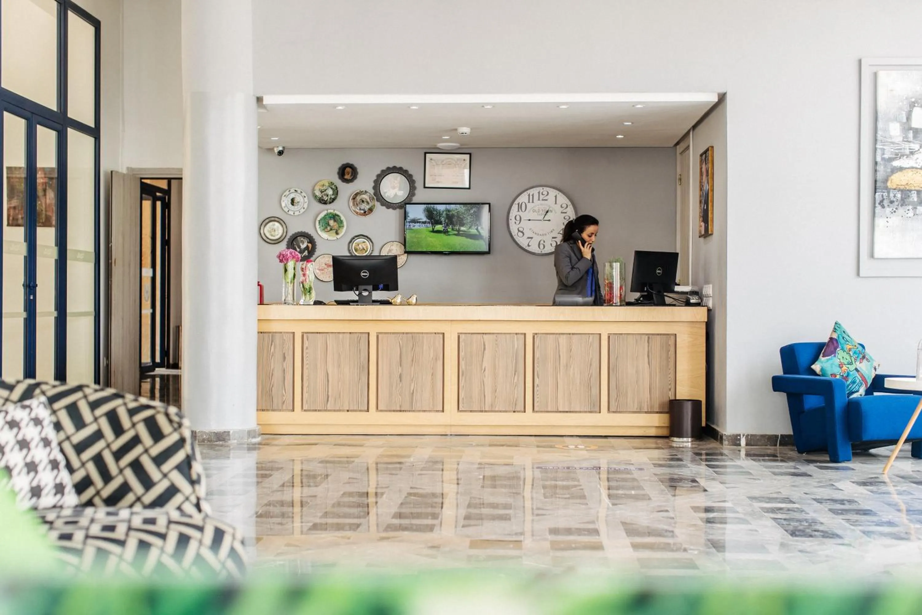 Lobby or reception in Wazo Appart-Hôtel