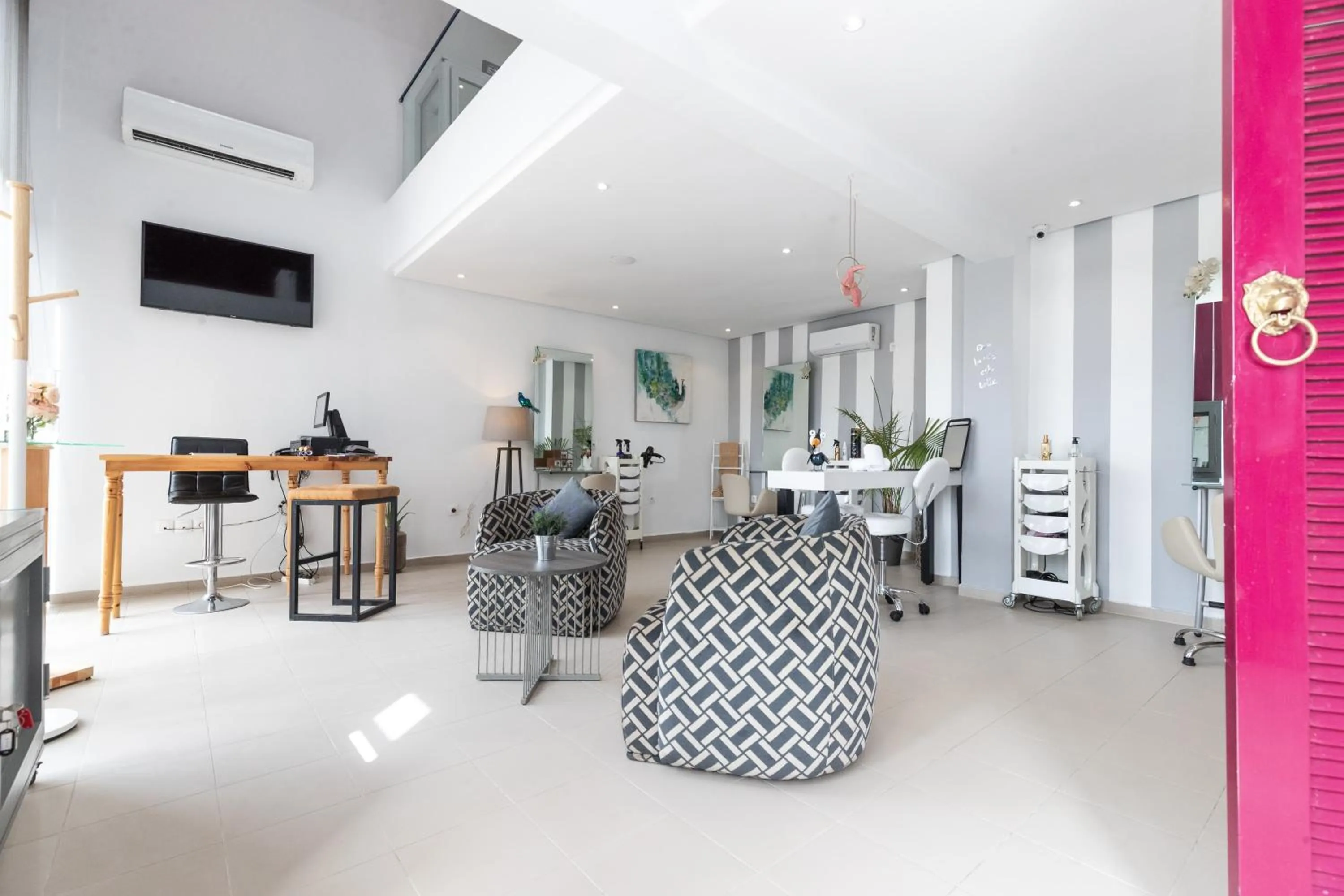 Spa and wellness centre/facilities in Wazo Appart-Hôtel