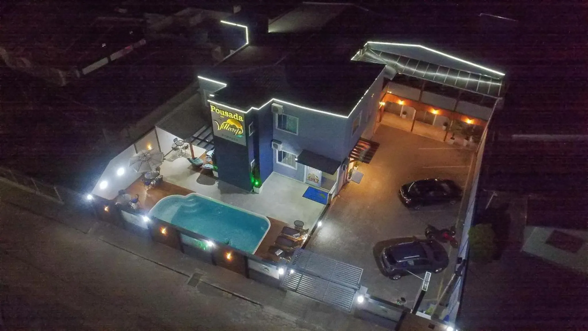 Night in Pousada Villarejo Armação