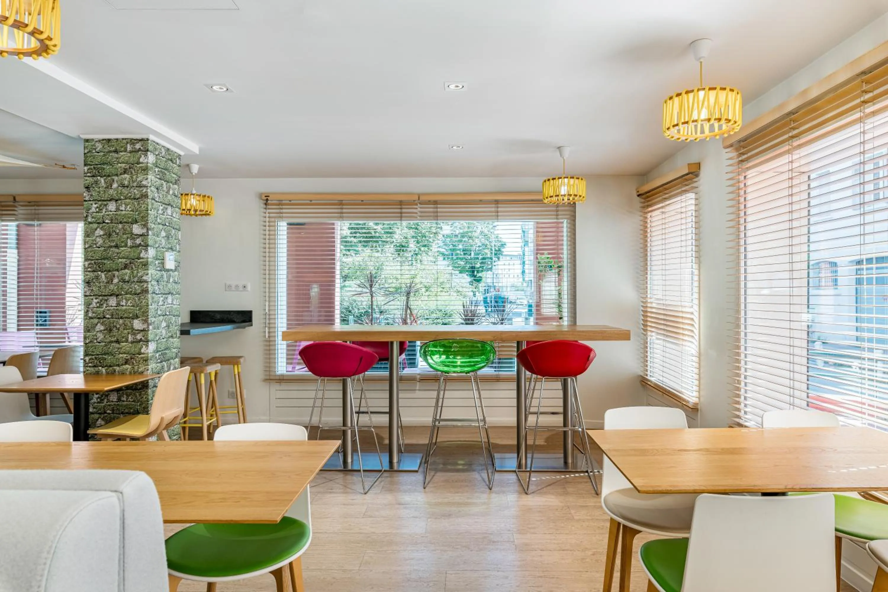 Breakfast in ibis Styles Annecy Centre Gare