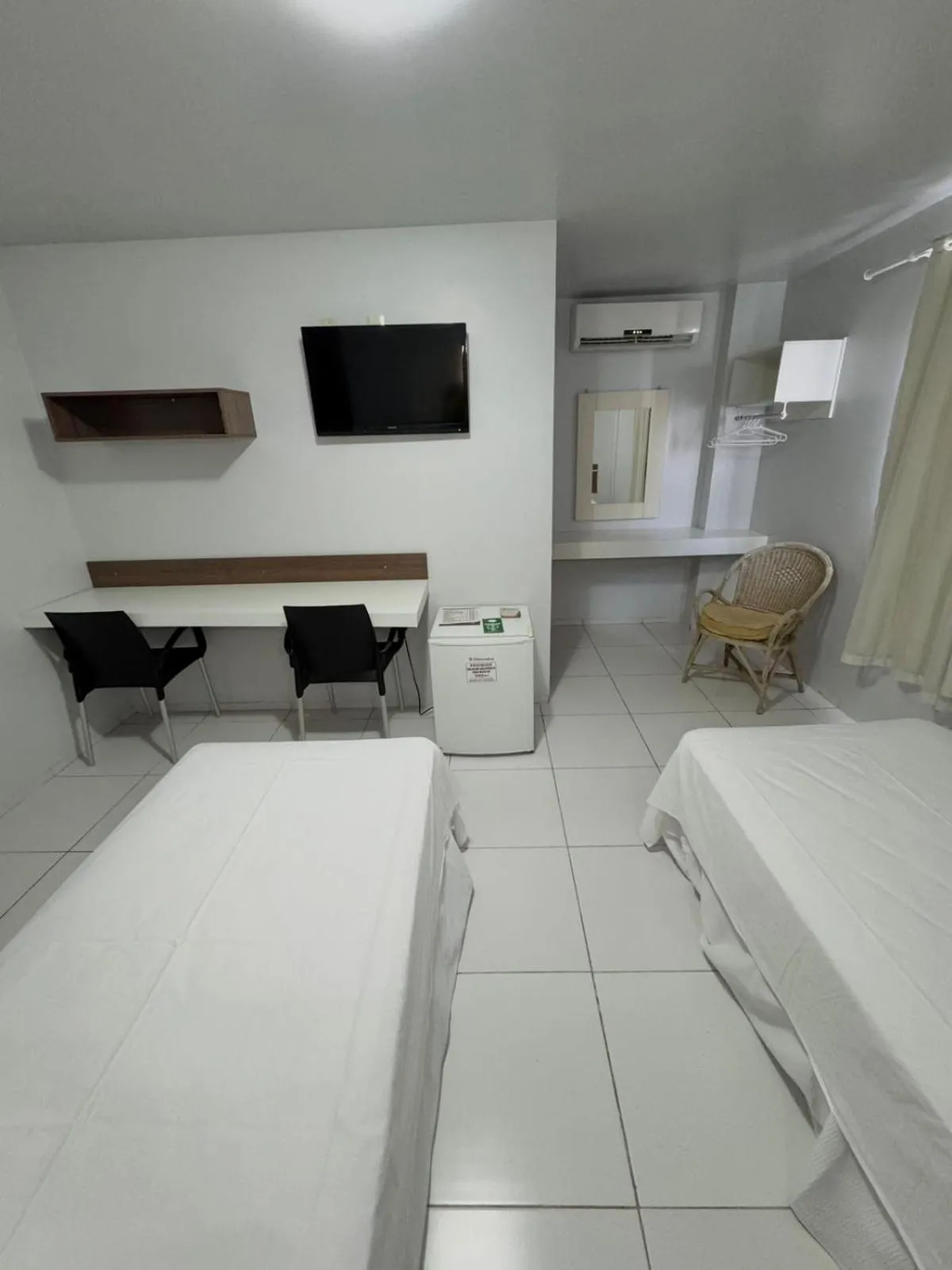 Bed in Schalom Hotel