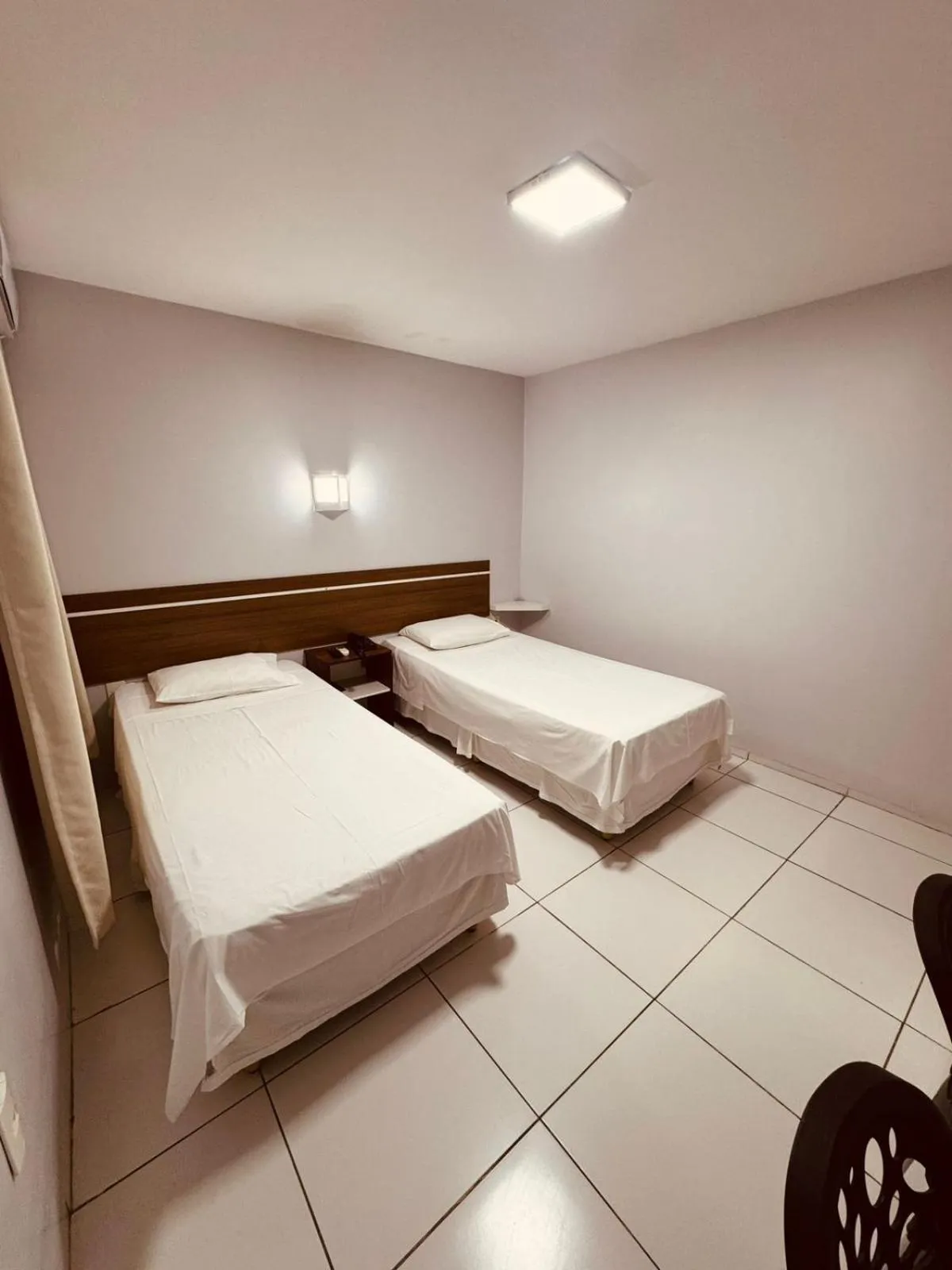 Bed in Schalom Hotel