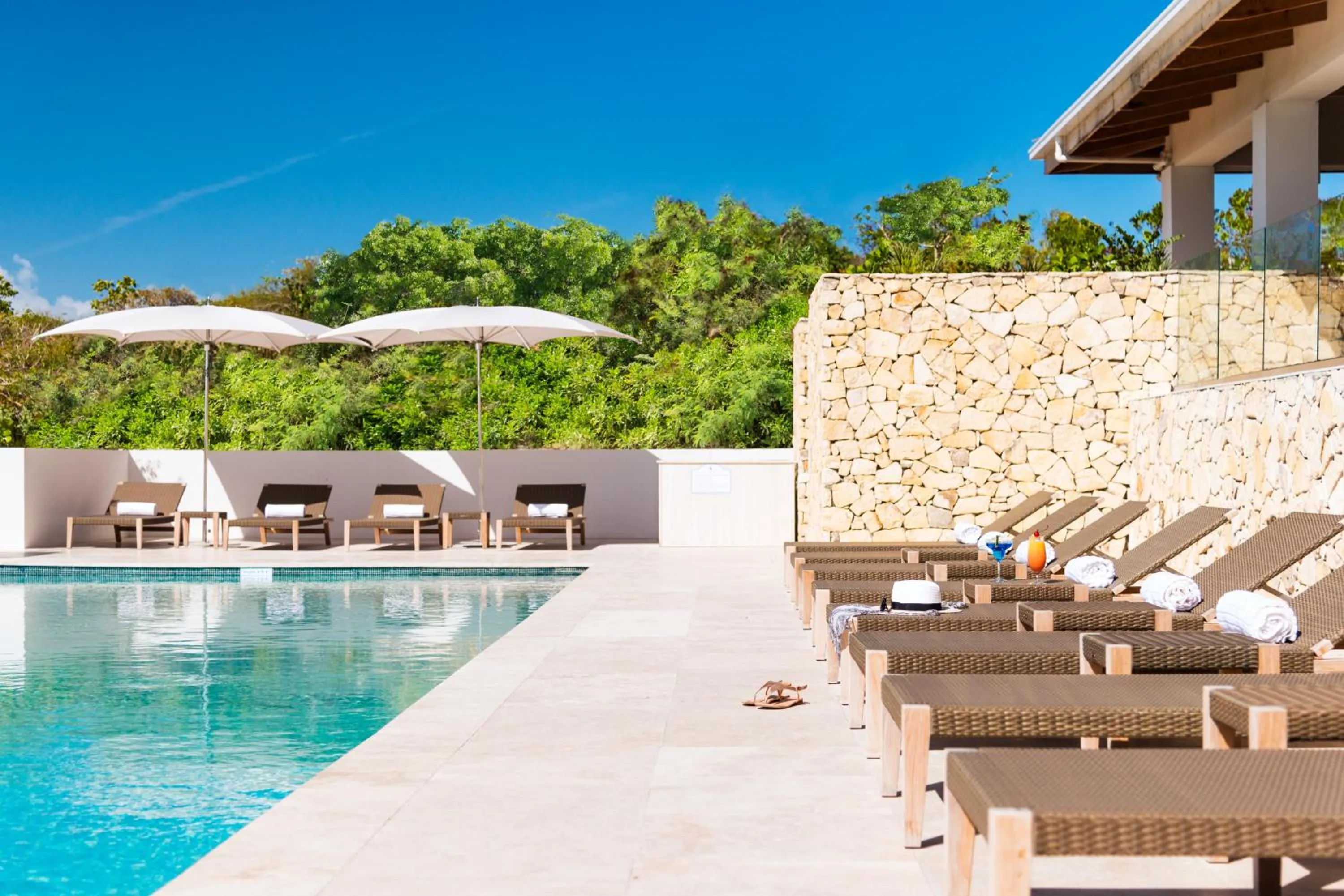 Restaurant/places to eat in Sailrock South Caicos, Small Luxury Hotels of the World