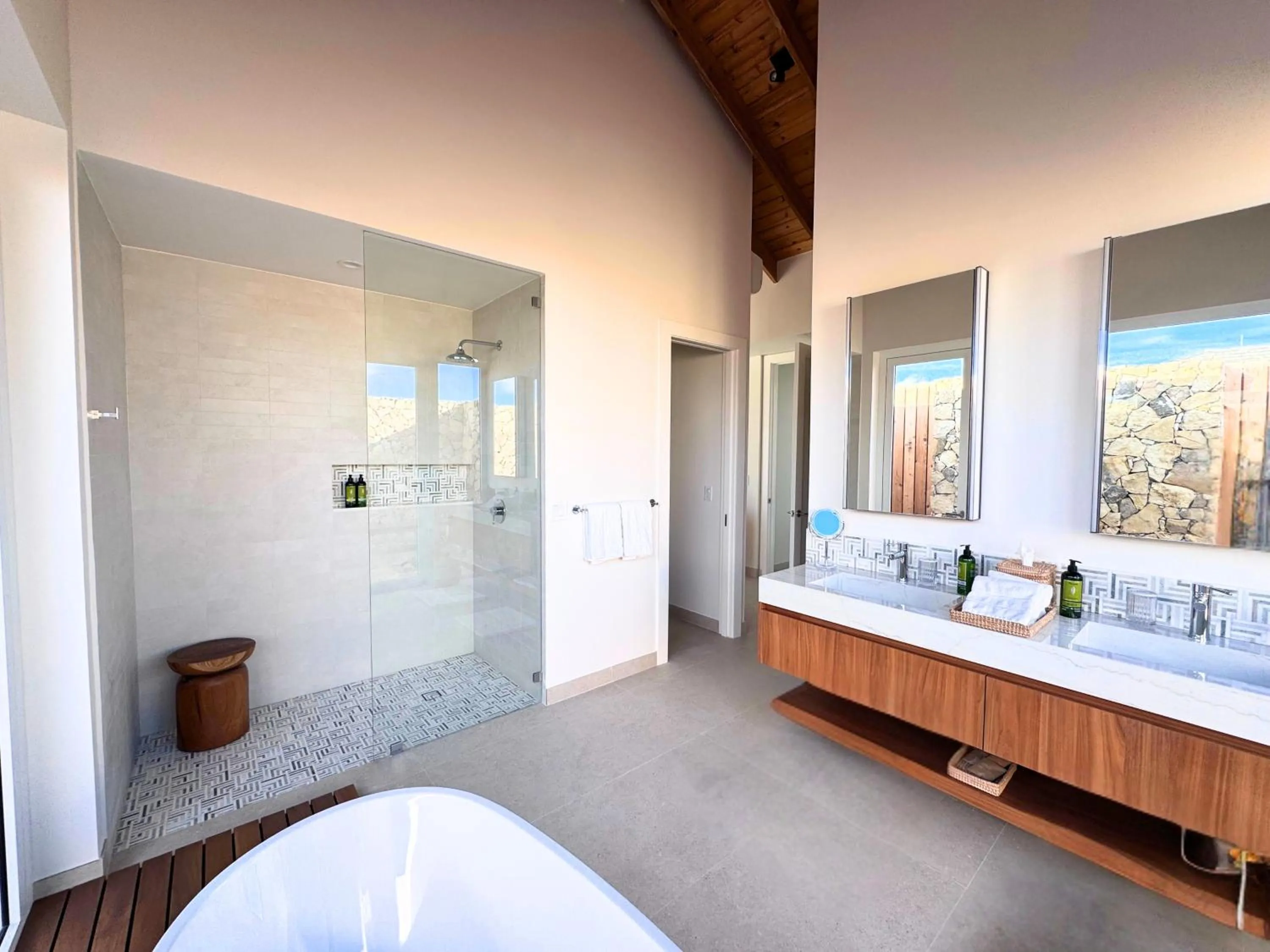 Bathroom, Bed in Sailrock South Caicos, Small Luxury Hotels of the World