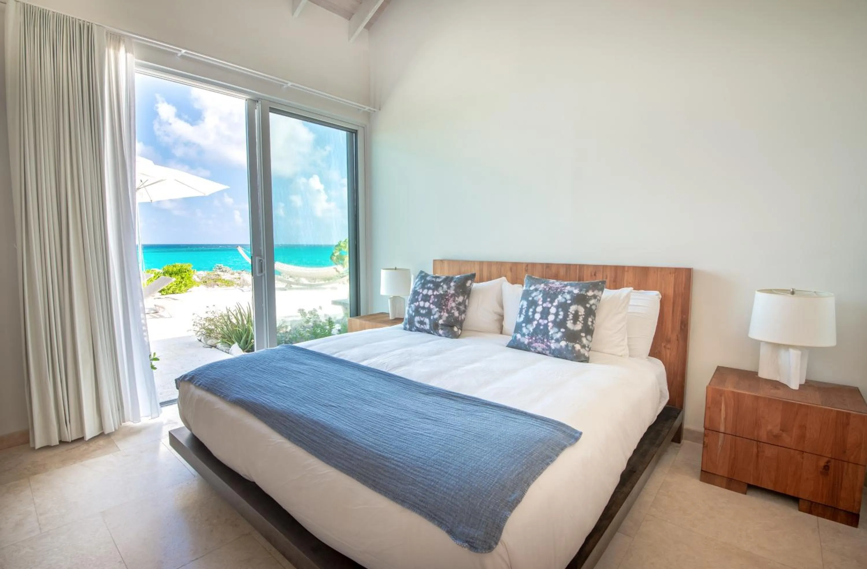 Bedroom, Bed in Sailrock South Caicos, Small Luxury Hotels of the World