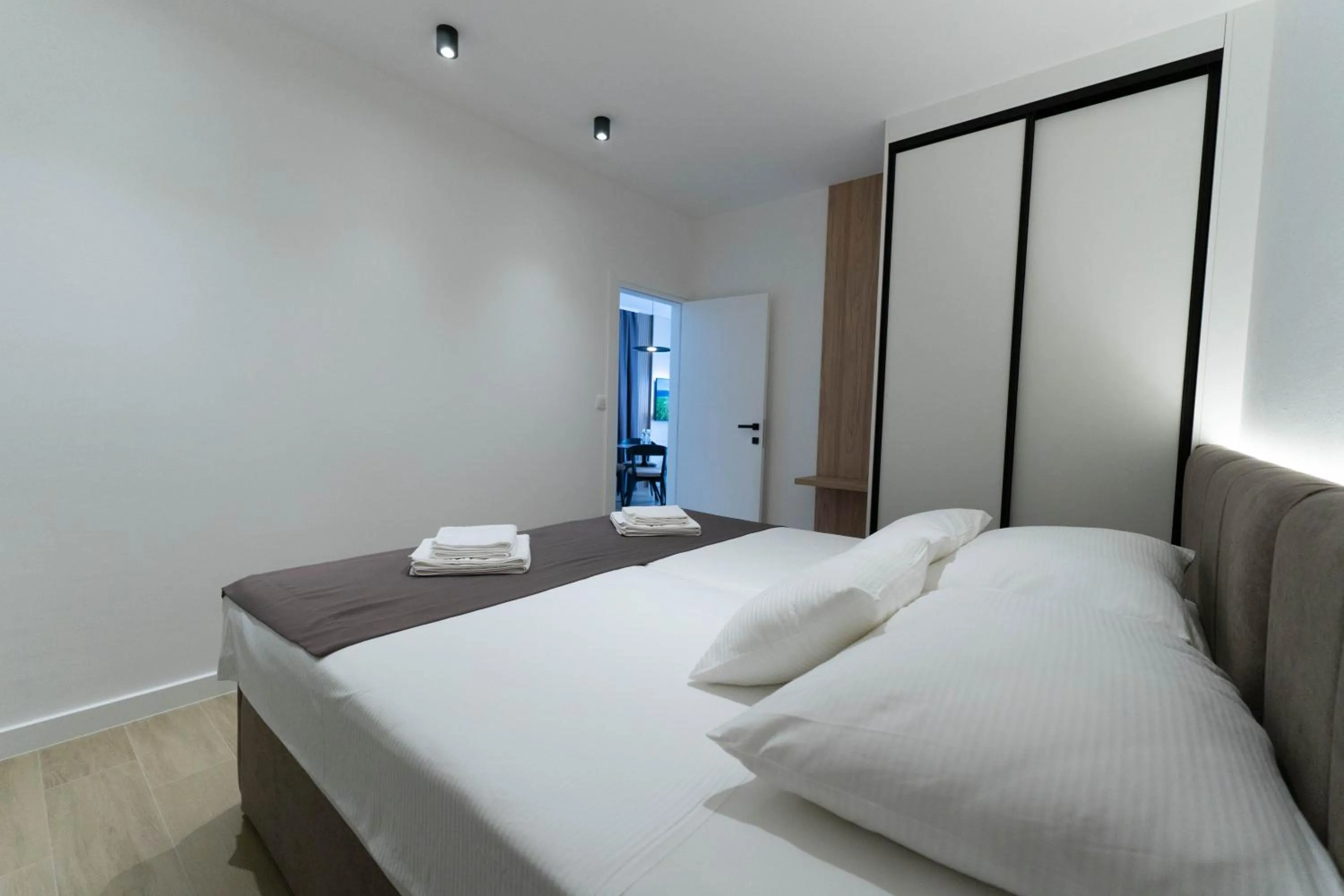 Bed in Villa Malo More