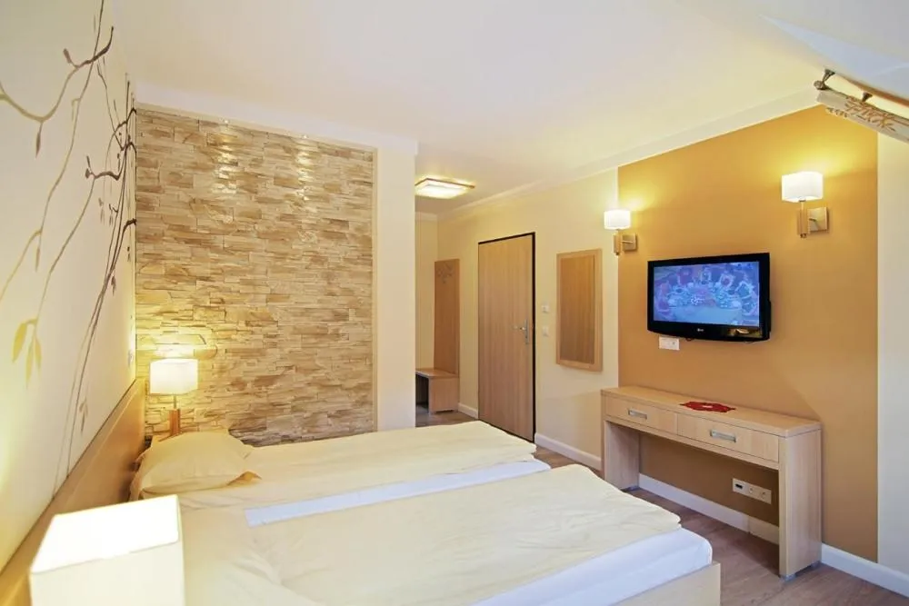 Triple Room in Dolina Leśnicy SKI & SPA Resort